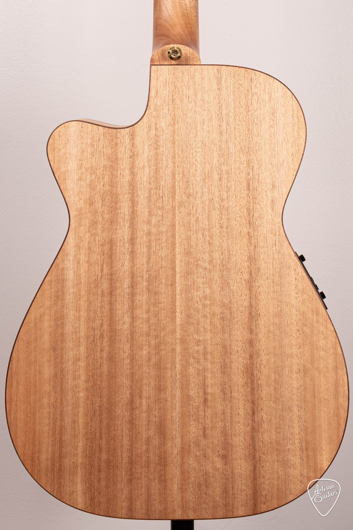 Maton Guitars EBG-808 Mic Fix Cutaway - 16889