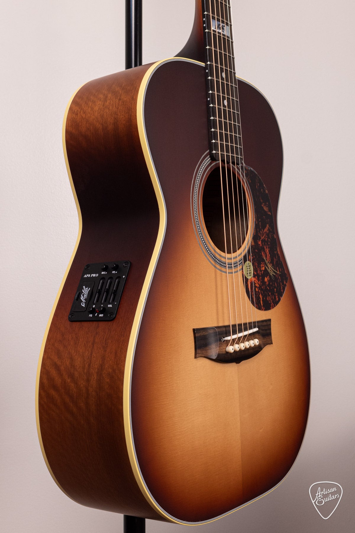 Maton Guitars EBG-808 Custom Tobacco Sunburst - 16931