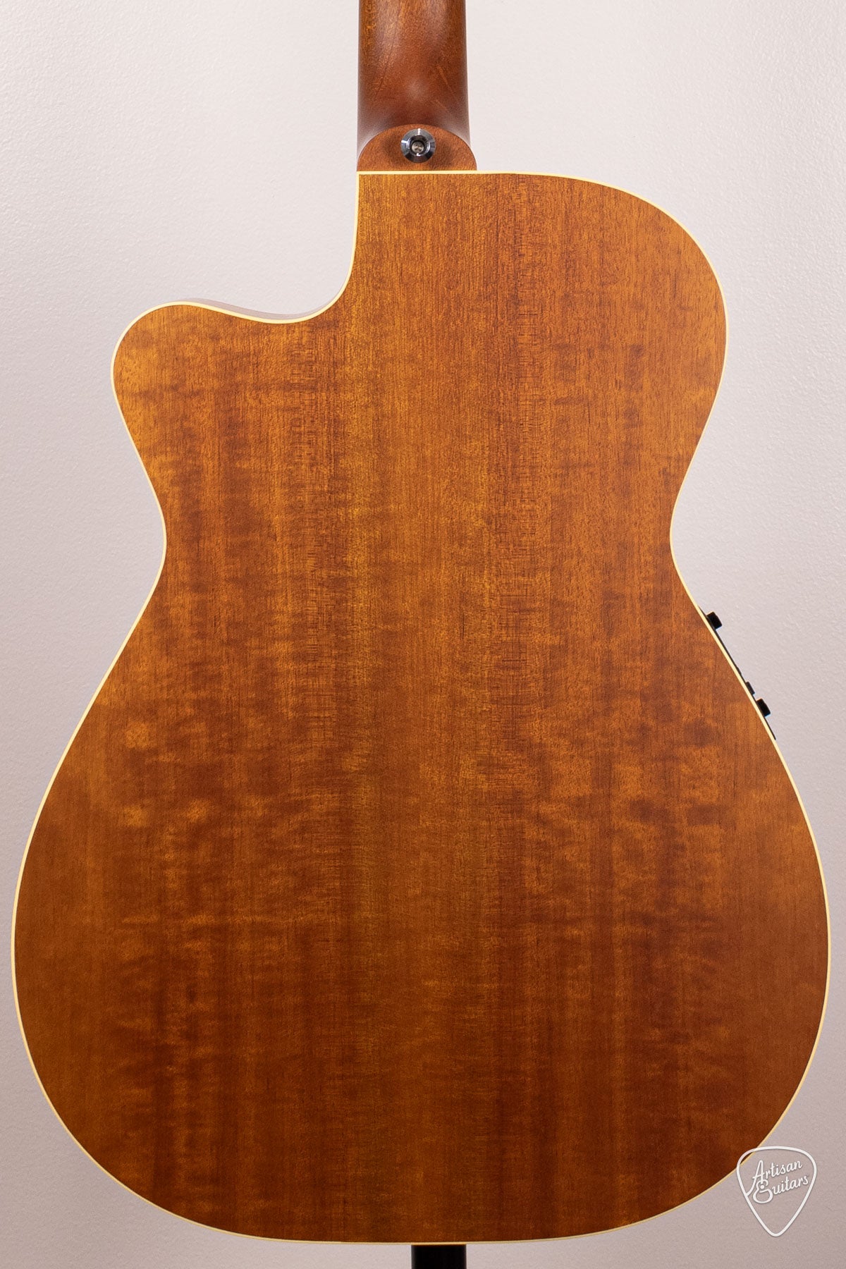 Maton Guitars EBG-808-TEC Tommy Emmanuel Cutaway - 16908