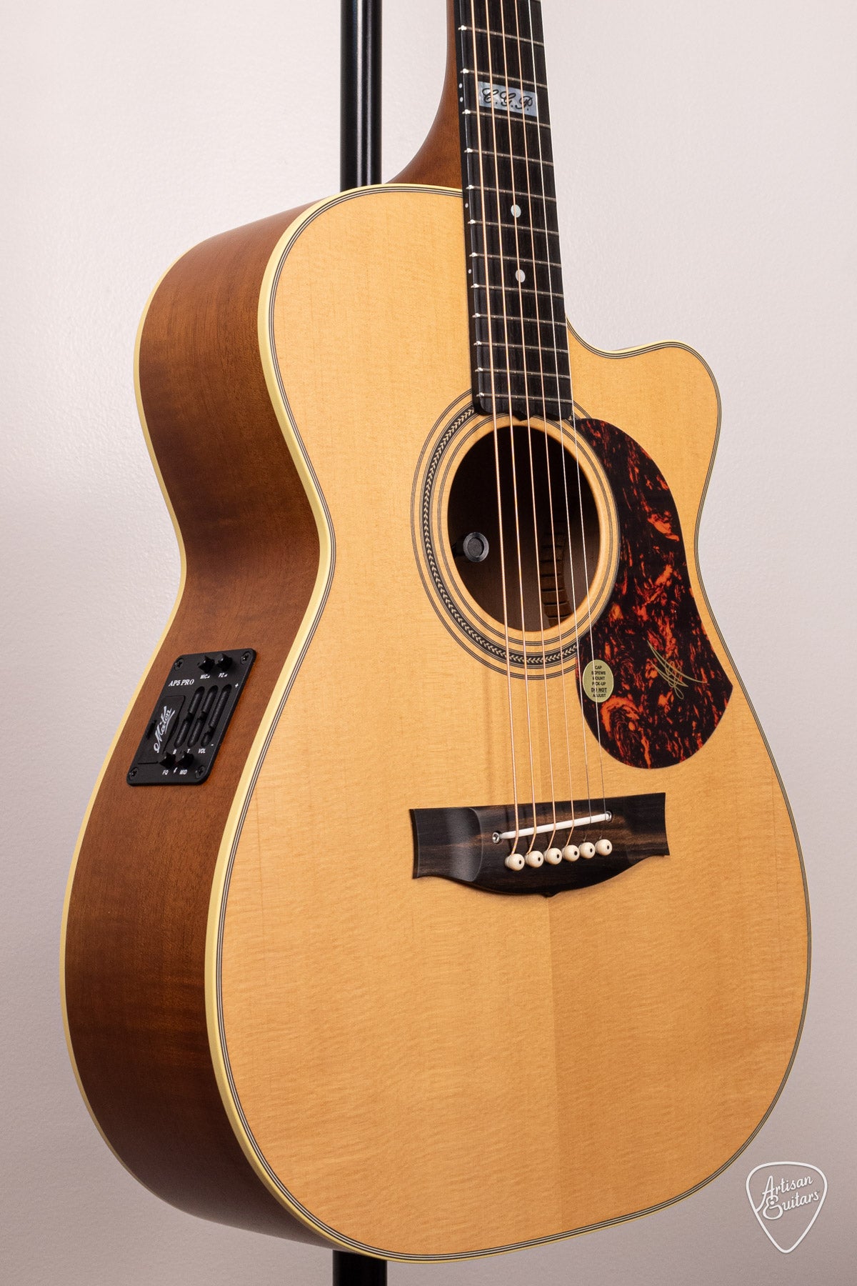 Maton Guitars EBG-808-TEC Tommy Emmanuel Cutaway - 16960