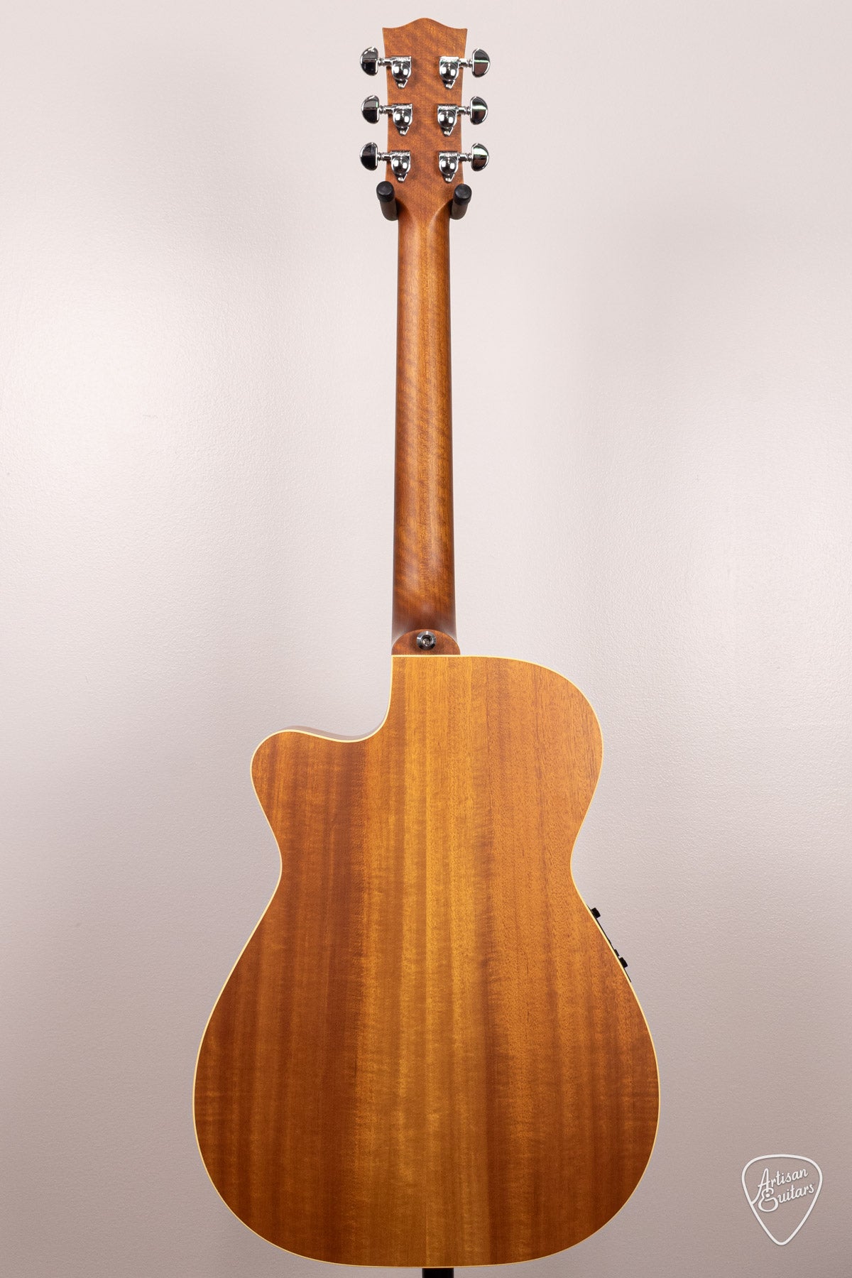 Maton Guitars EBG-808-TEC Tommy Emmanuel Cutaway - 16960