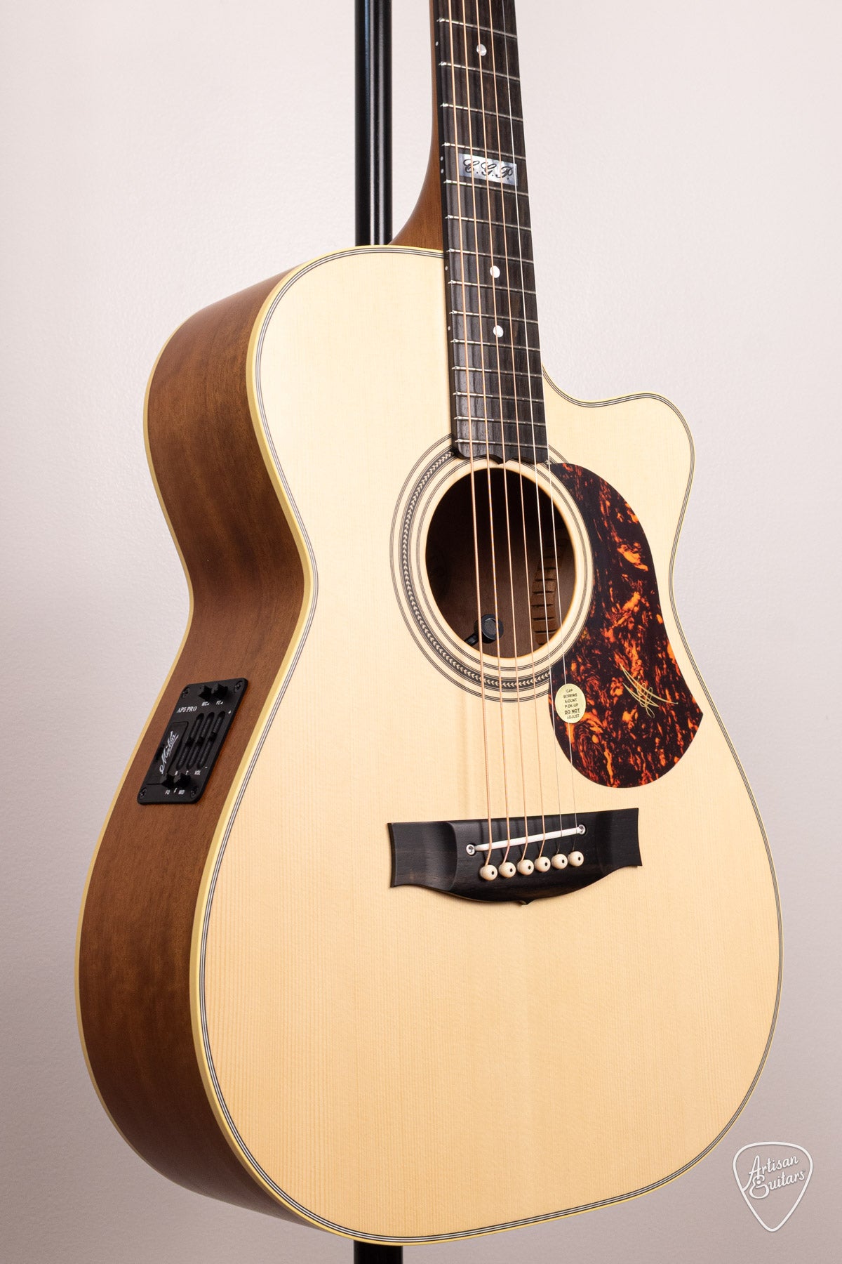 Maton Guitars EBG-808-TEC Tommy Emmanuel Cutaway - 16996