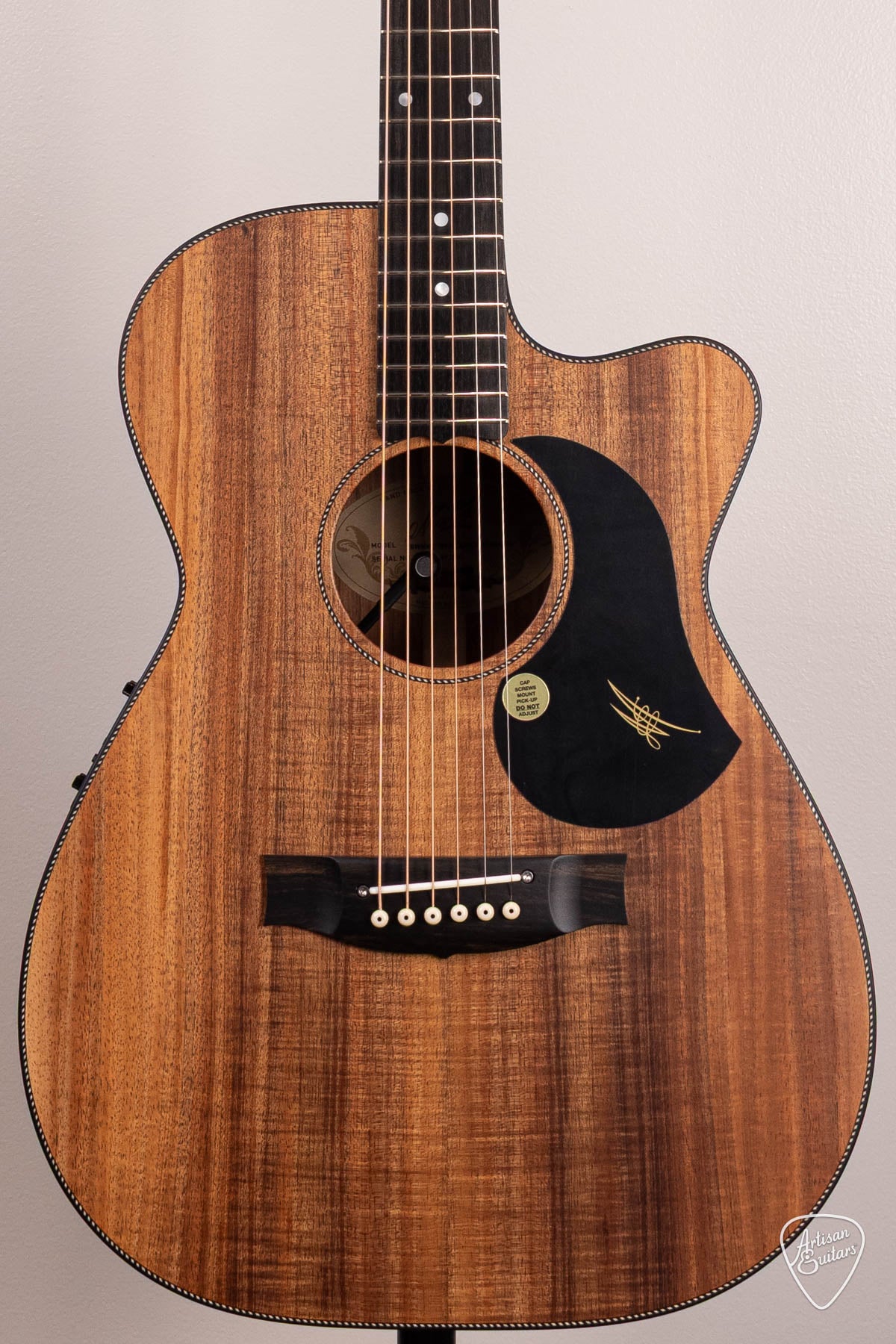 Maton Guitars All-Blackwood EBW-808C Cutaway - 17023