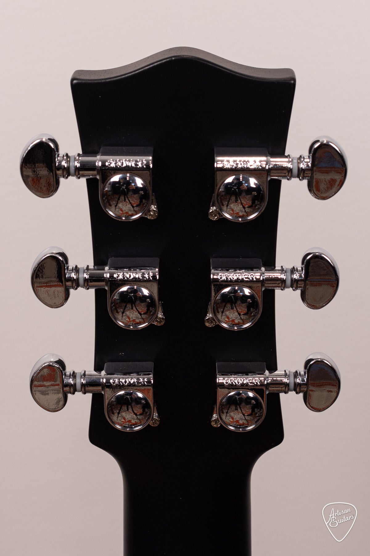 Maton Guitars Ghost Black EM6 Mini - 16904