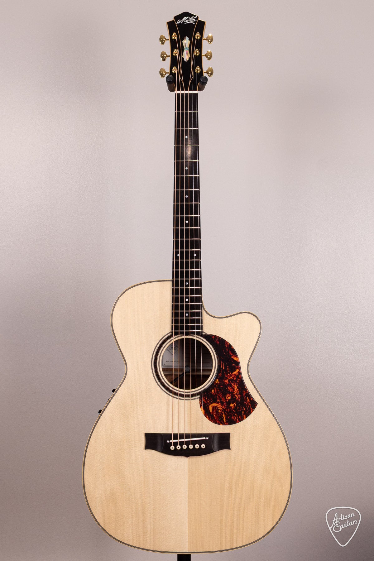 Maton MASTER BUILT L.E. May Traditional Cutaway - 17027