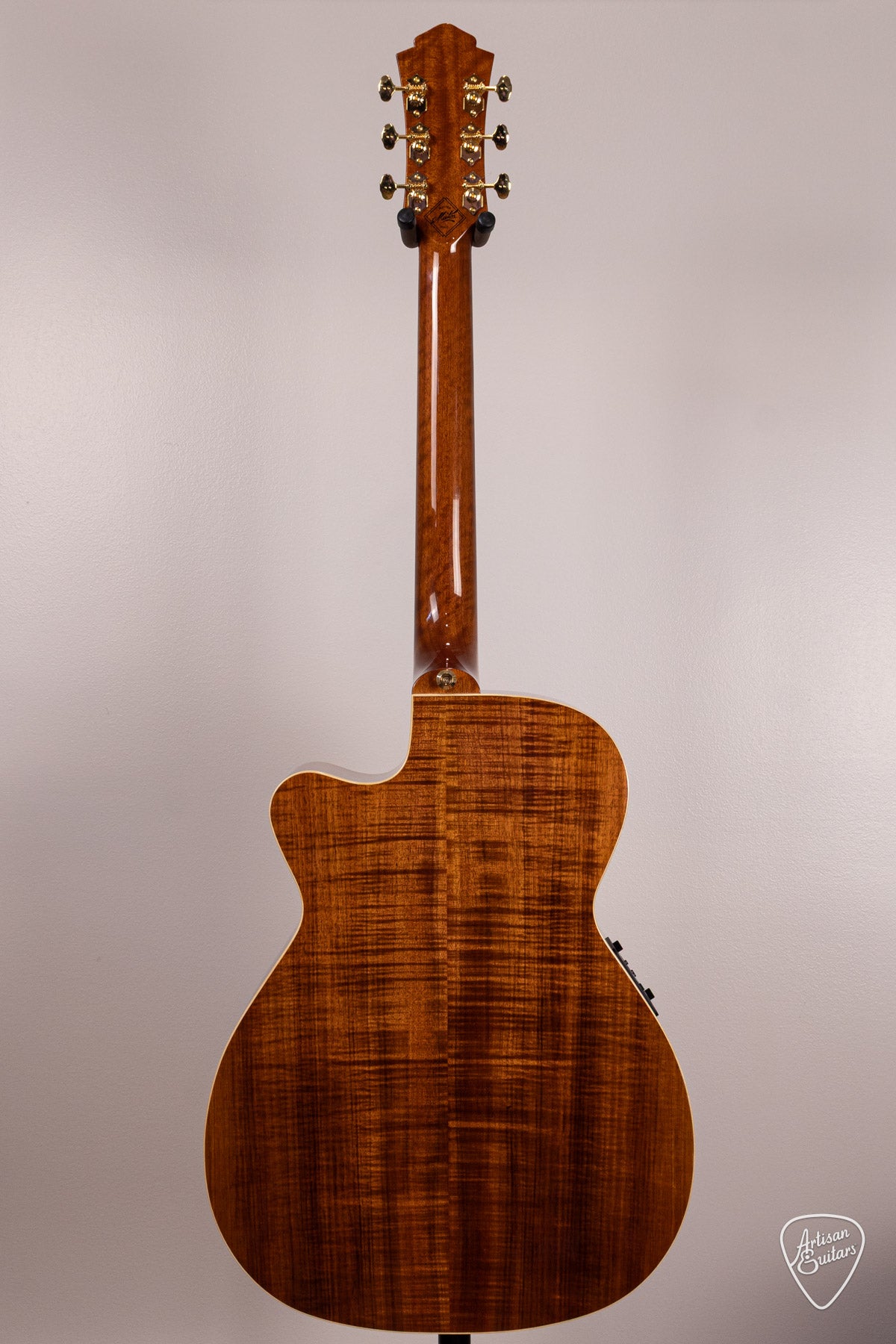 Maton MASTER BUILT L.E. May Traditional Cutaway - 17028