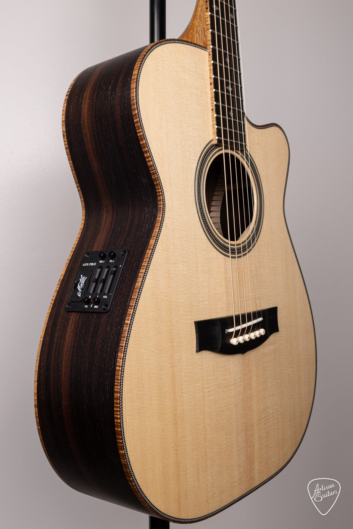 Maton Guitars Custom Shop 808 Cutaway - 16534