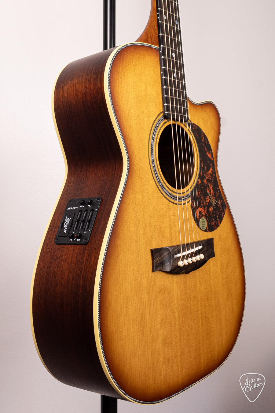 Maton Guitars EBG-808C Nashville Cutaway - 16687