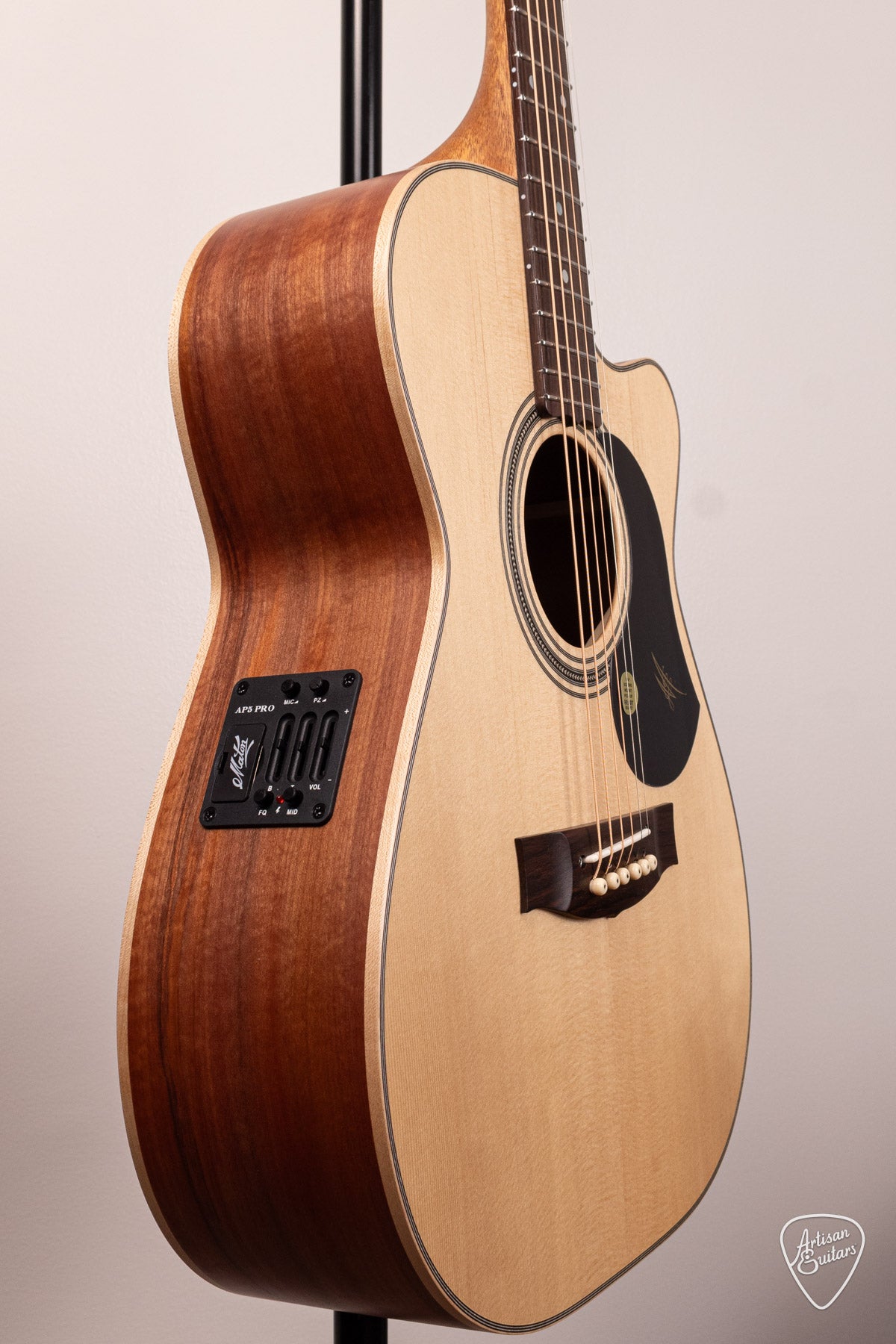 Maton Guitars 808C Joe Robinson Signature Cutaway - 16615