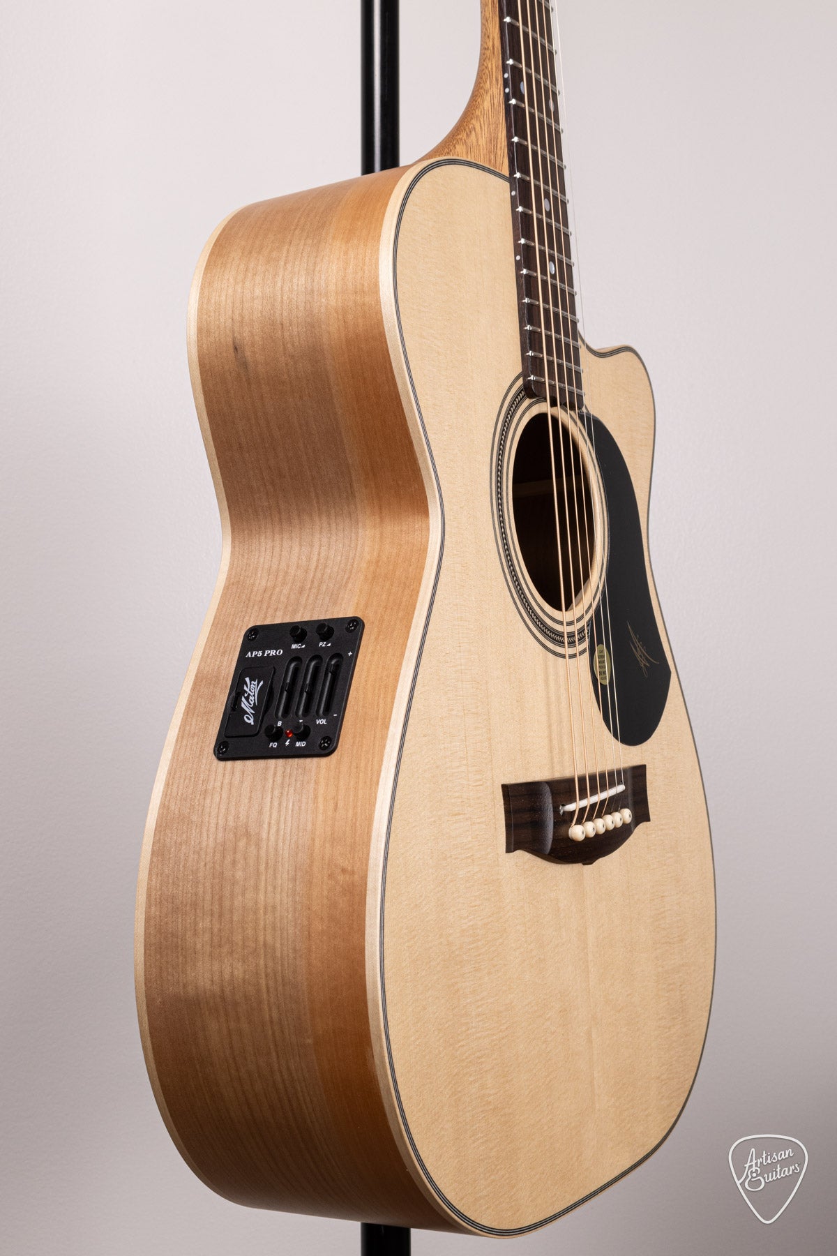 Maton Guitars 808C Joe Robinson Signature Cutaway - 16580