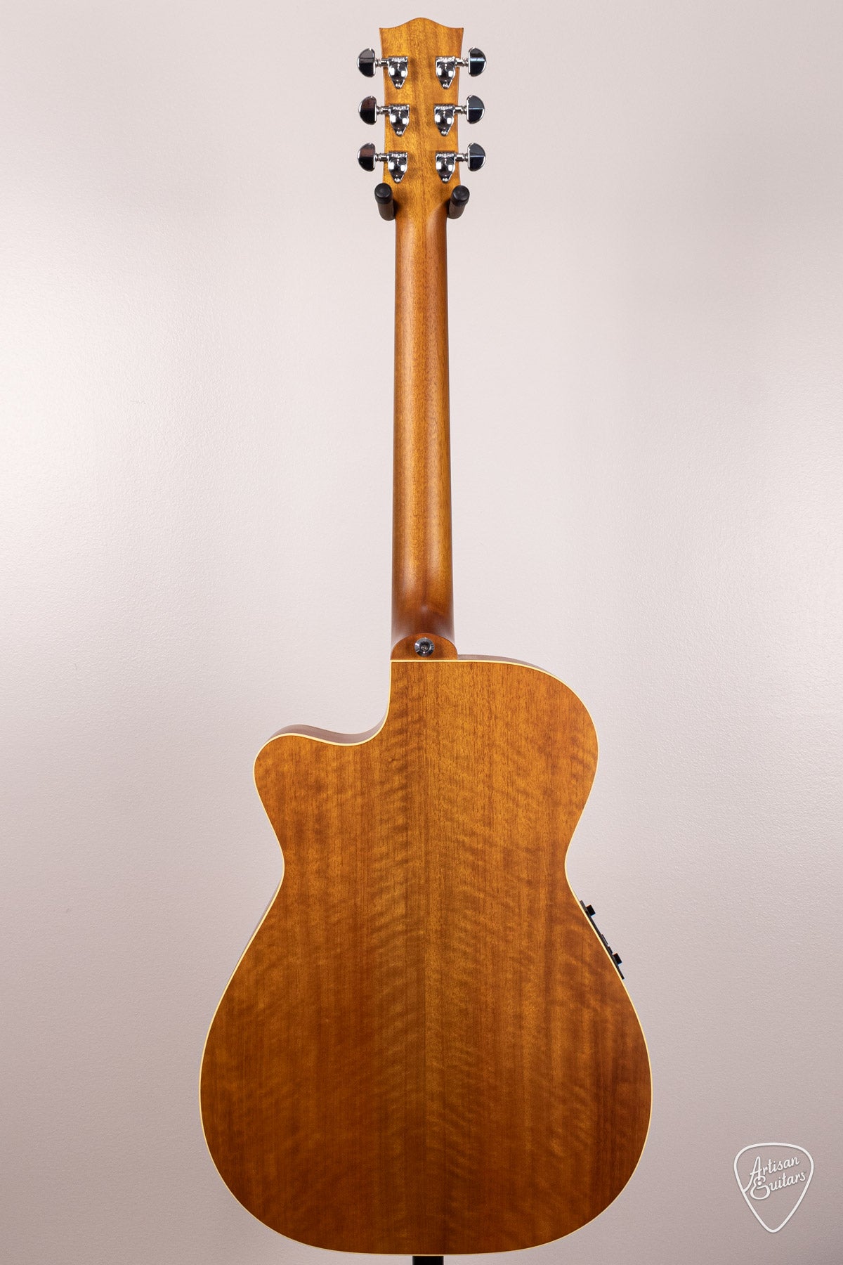 Maton Guitars EBG-808-TEC Tommy Emmanuel Cutaway - 16869