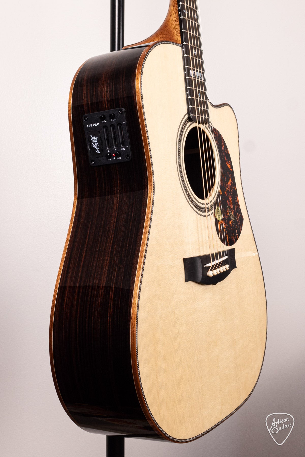 Maton Guitars EM100C Messiah Dreadnought Cutaway - 16761