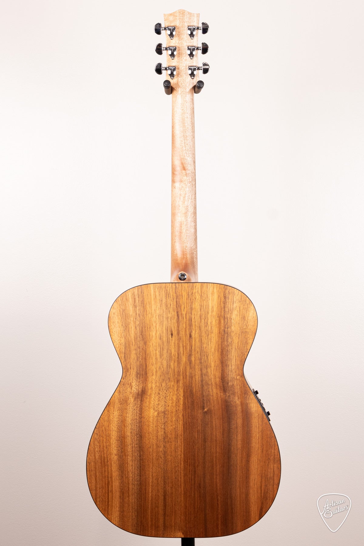Maton Guitars Solid Road Series SRS-808 - 16793