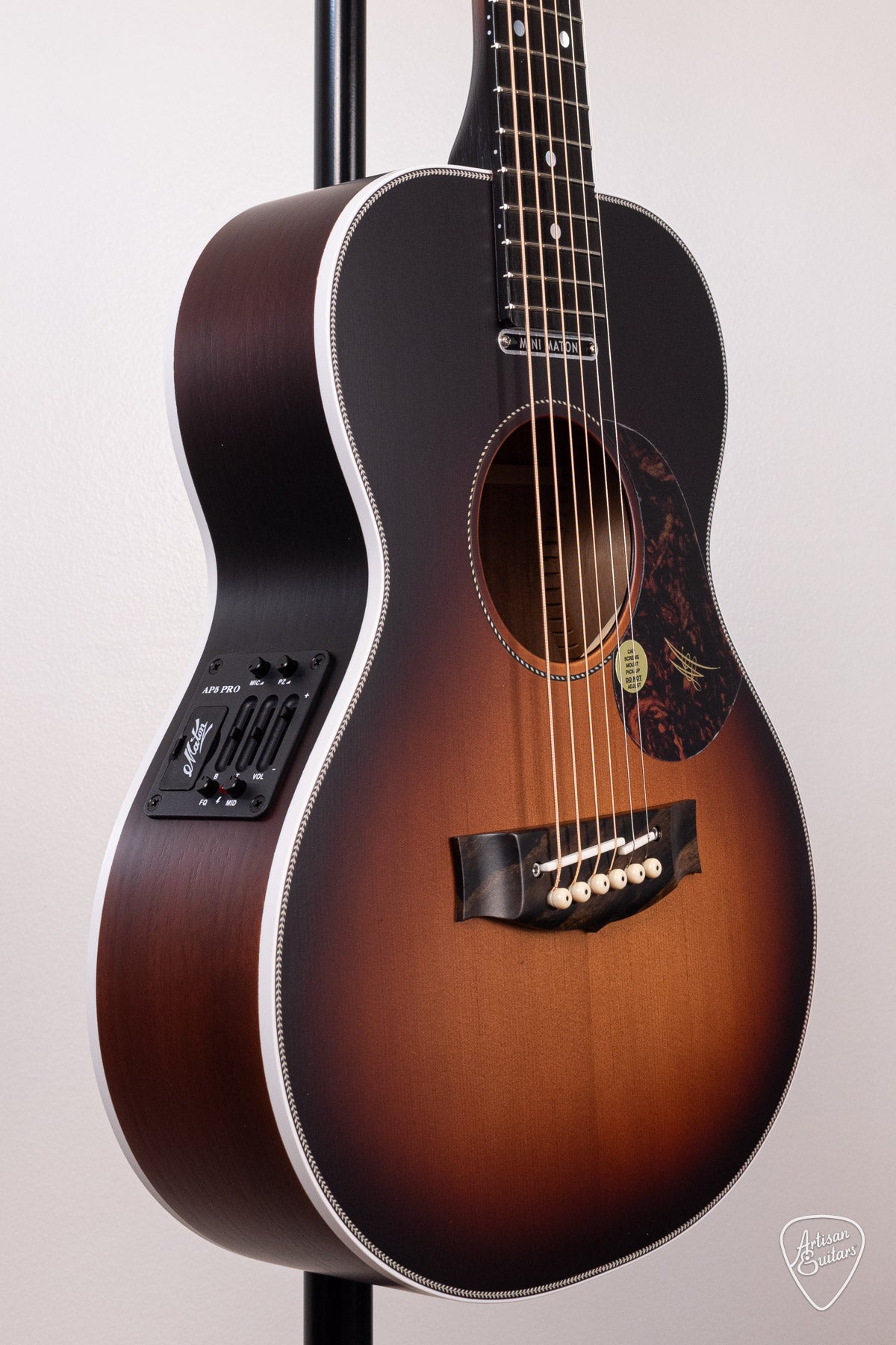 Maton Guitars Troubadour EMTB Mini - 16847