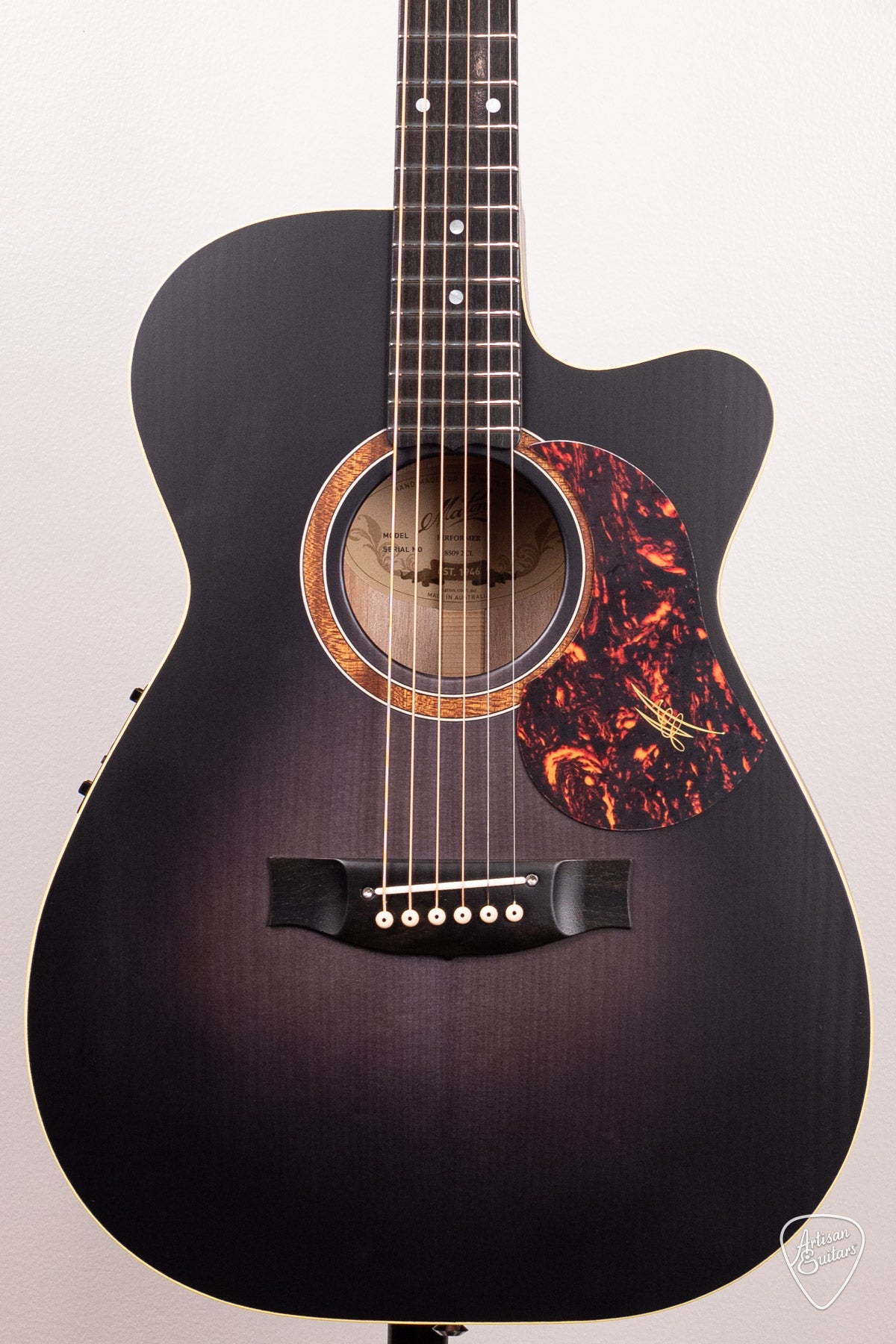 Maton Guitars EBG-808C Performer - 16790