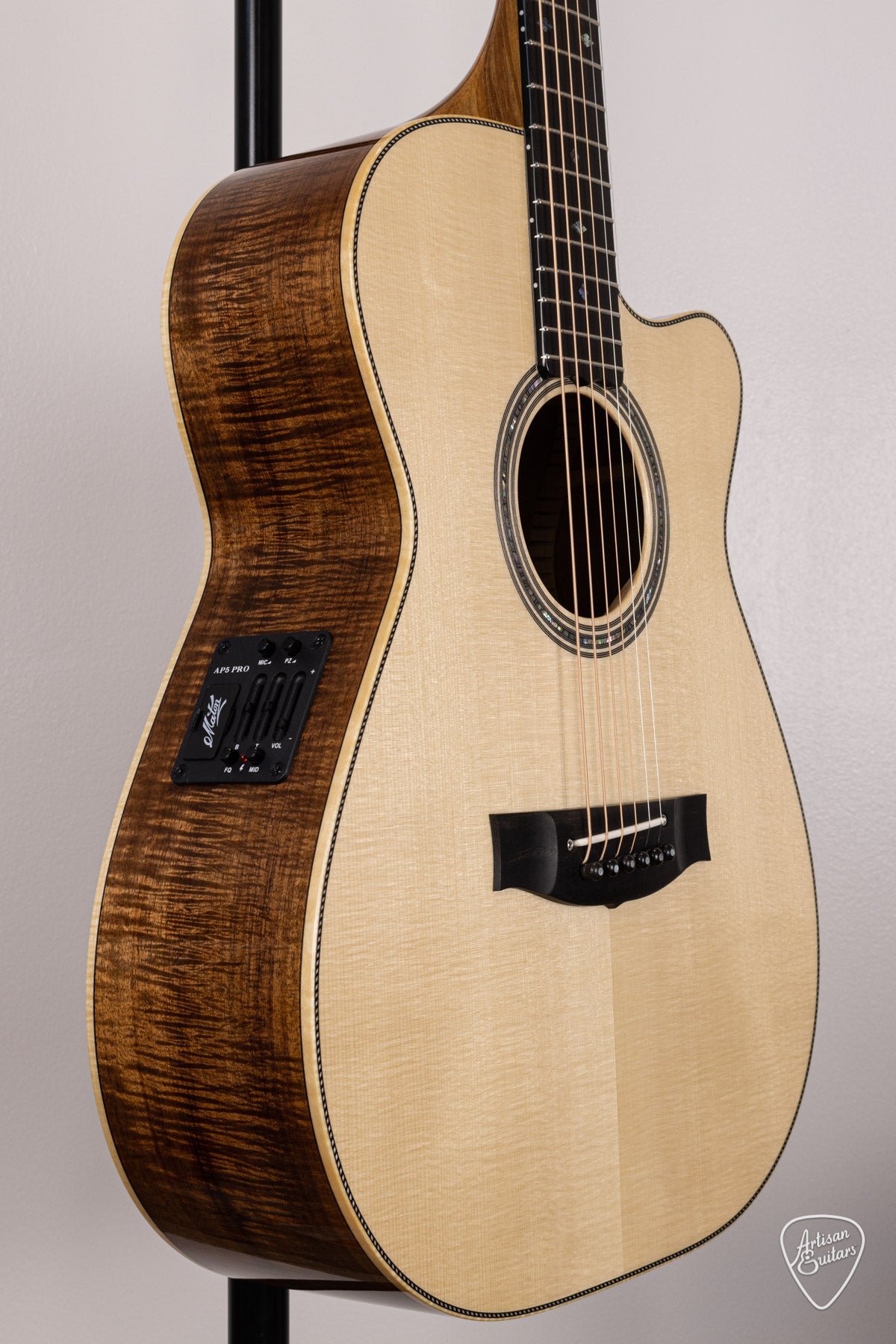 Maton Guitars Custom Shop 808 - 16532