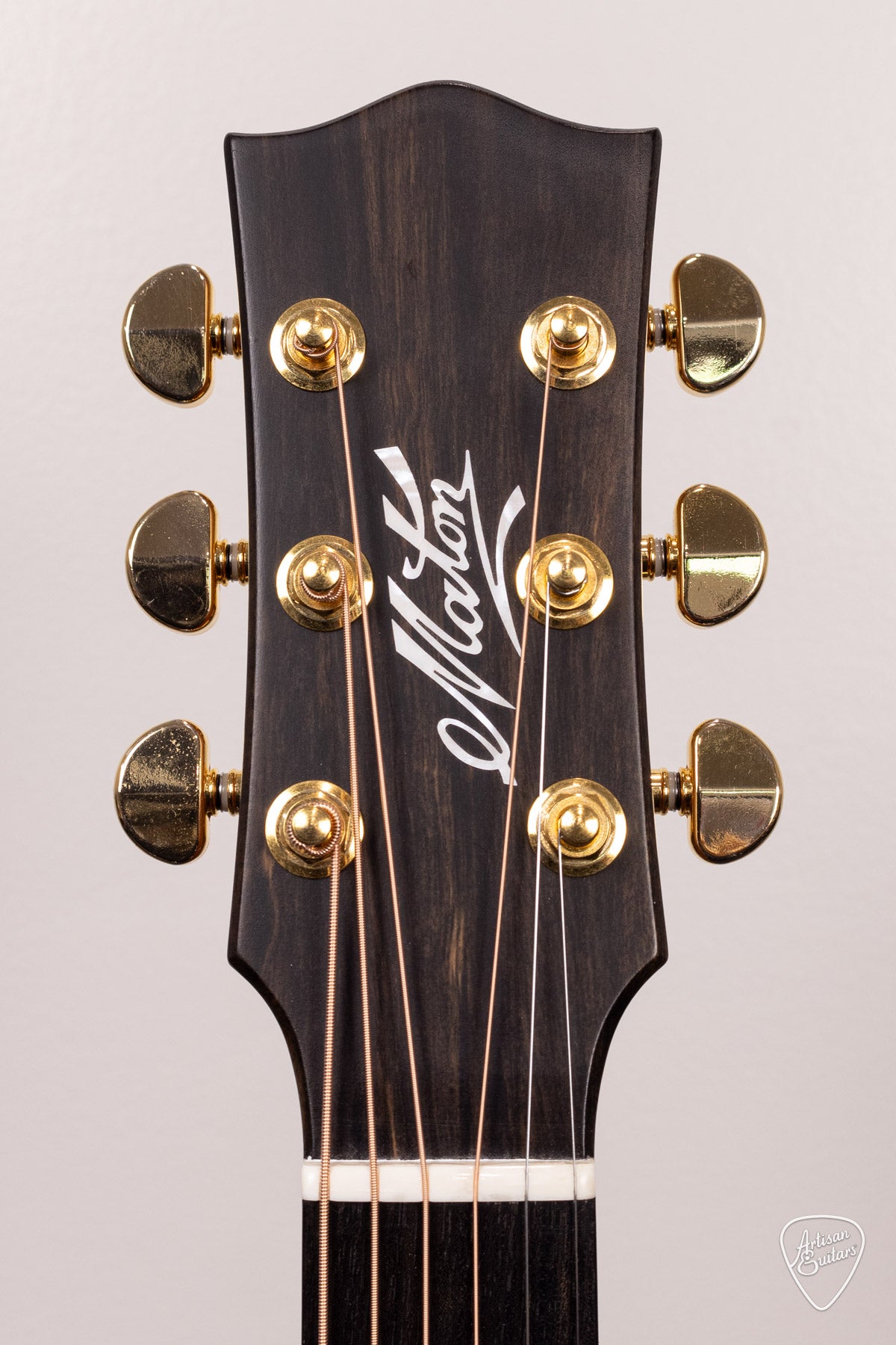 Maton Guitars Pre-Owned ER90C Dreadnought Cutaway - 16514