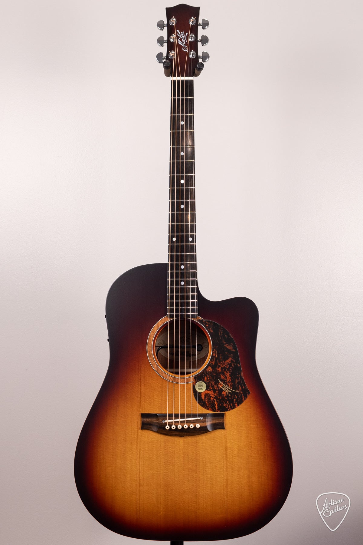 Maton Guitars Solid Road Series SRS-70C Dreadnought - 16876