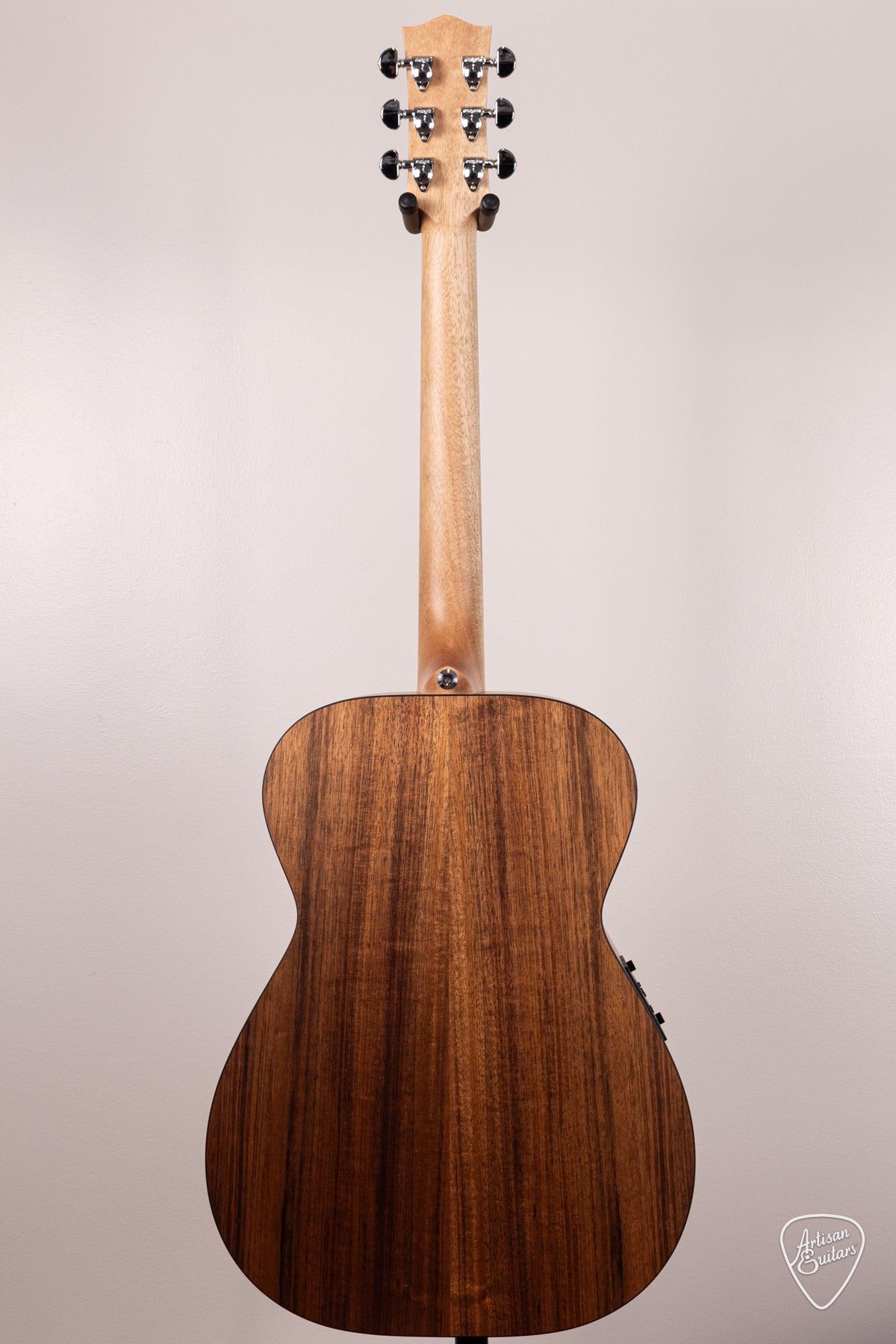 Maton Guitars Solid Road Series SRS-808 - 16874