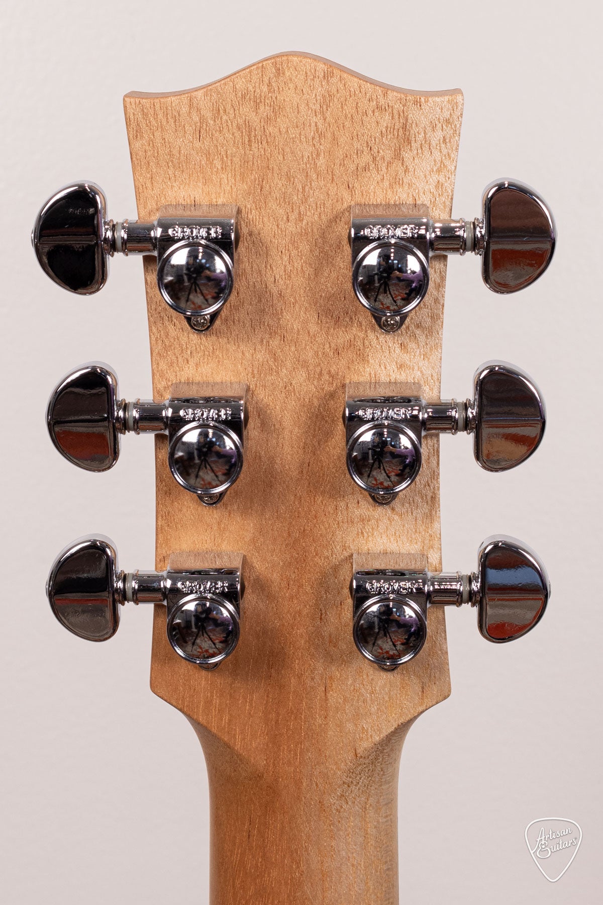 Maton Guitars Solid Road Series SRS-808 - 16874