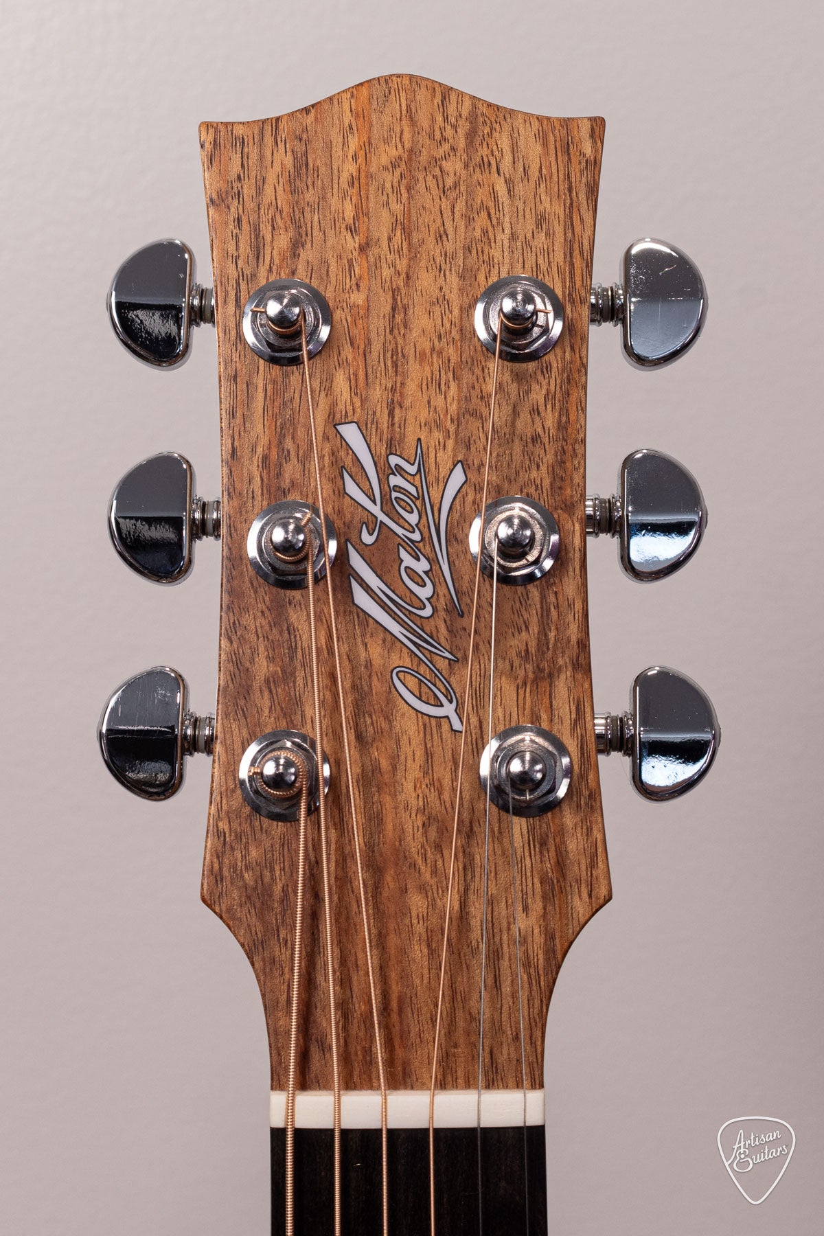 Maton Guitars Solid Road Series SRS-808C - 16879
