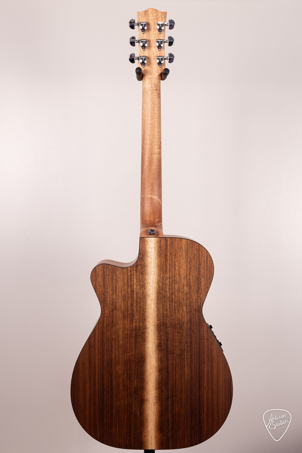 Maton Guitars Solid Road Series SRS-808C - 16875