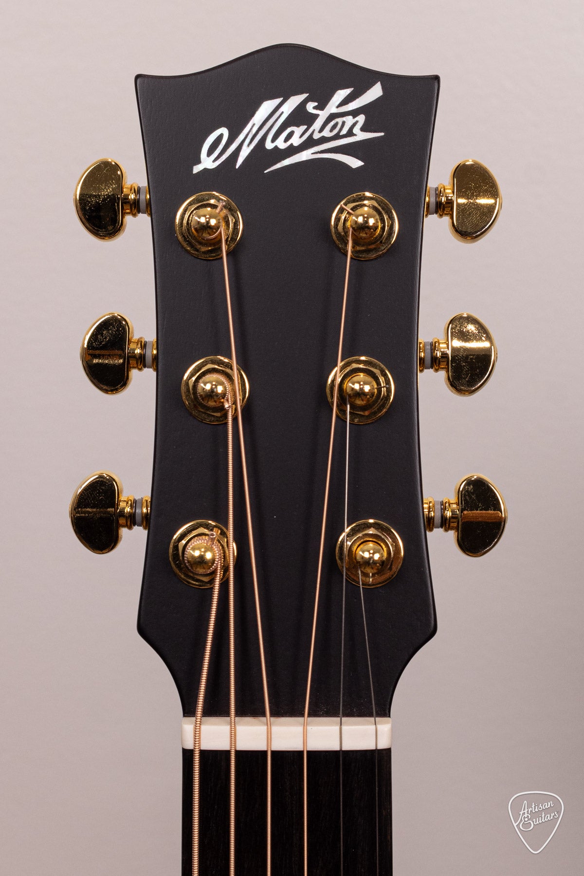Maton Guitars Troubadour EMTB Mini - 17009