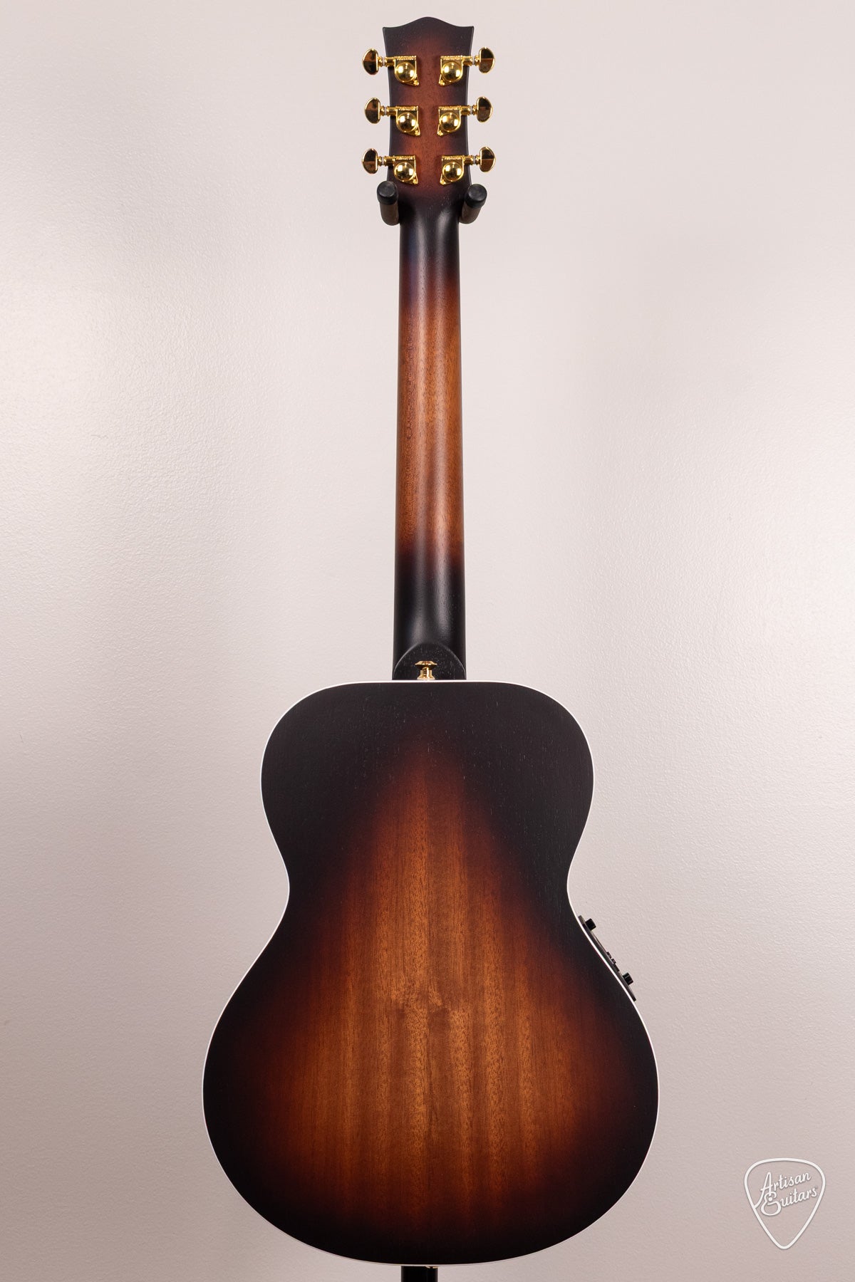 Maton Guitars Troubadour EMTB Mini - 17009
