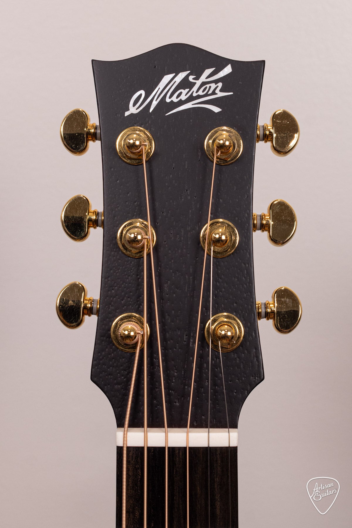 Maton Guitars Troubadour EMTB Mini - 17010