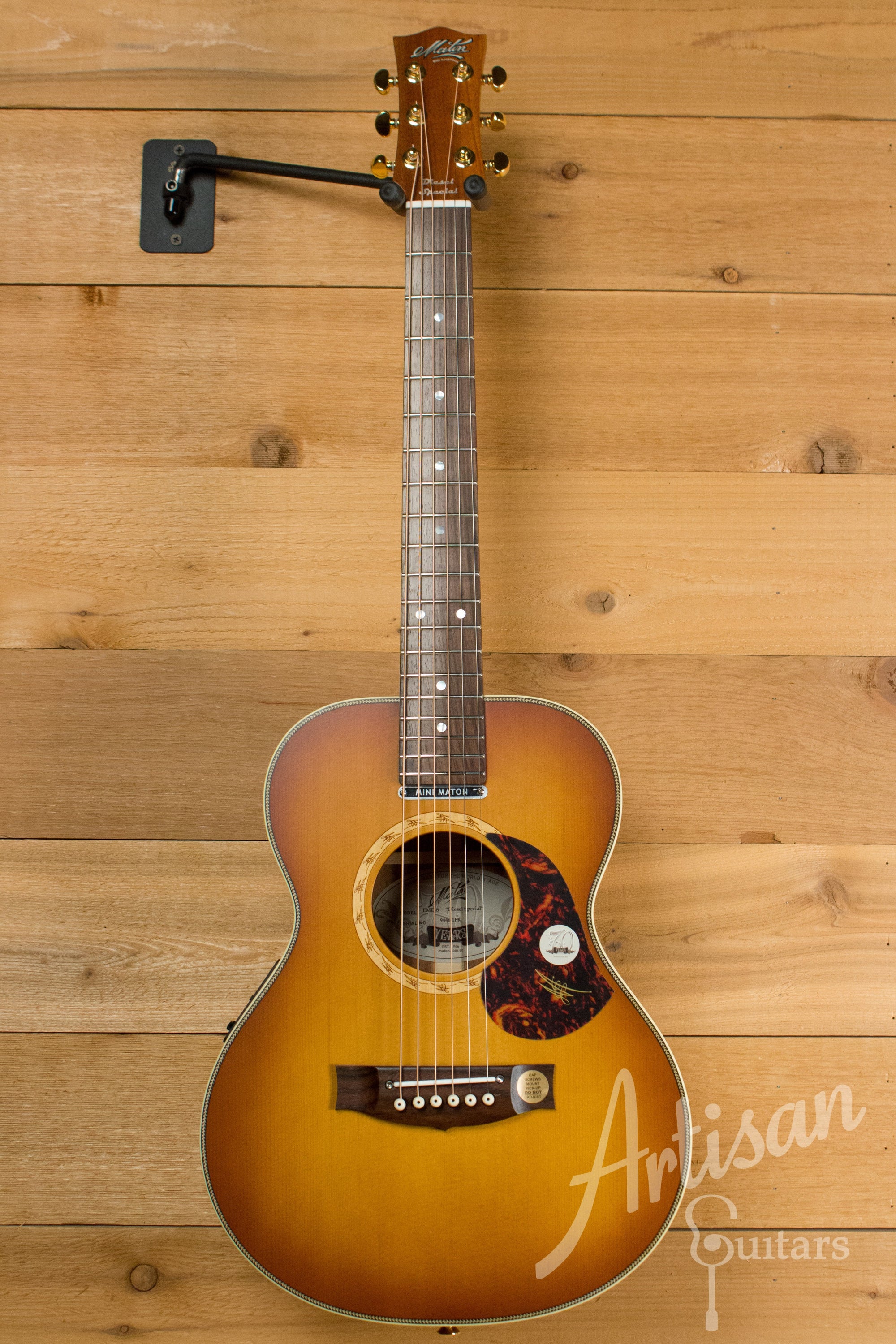 Maton EMD6 Mini Maton Diesel Sitka with Blackwood and Vintage Amber Sunburst ID-11210 - Artisan Guitars