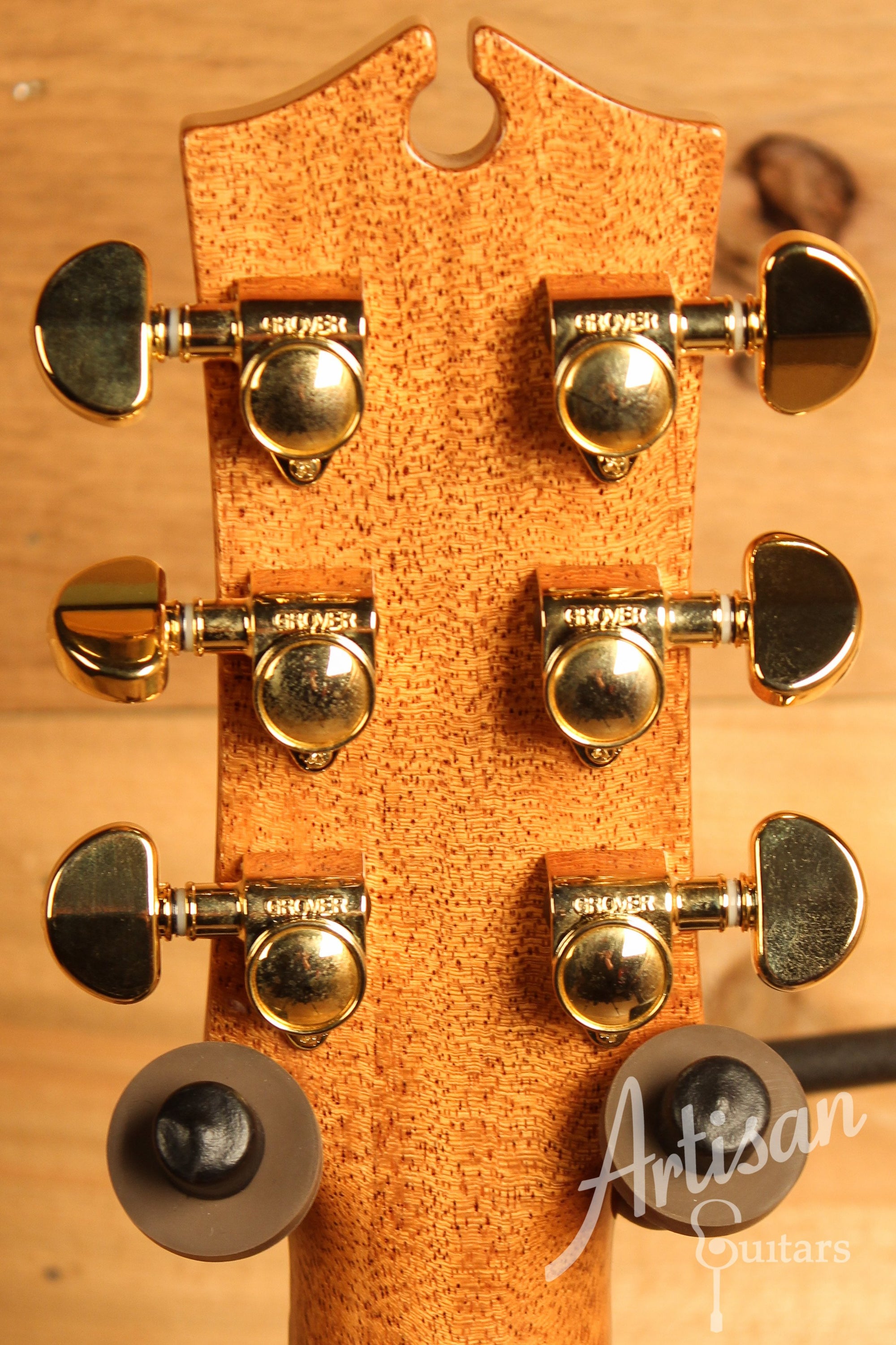 Maton EM100C Messiah Guitar Sitka Spruce & Indian Rosewood w/ AP5 Pro ID-12993 - Artisan Guitars