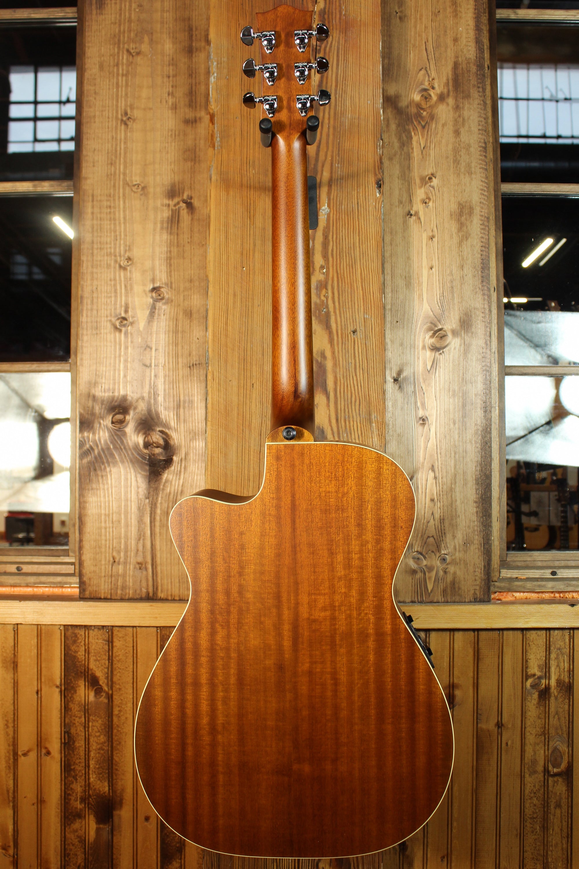 Maton EBG 808C TE Tommy Emmanuel Signature Guitar Cutaway ID-13787 - Artisan Guitars