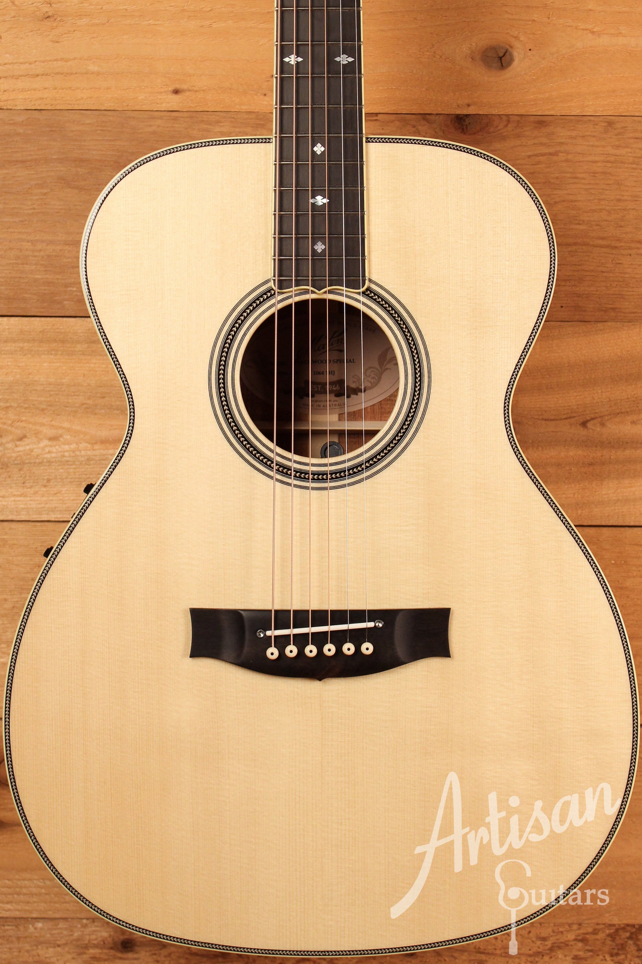 Maton Custom Shop Classic Blackwood Special Guitar with European Spruce & Figured Blackwood  ID-12820 - Artisan Guitars