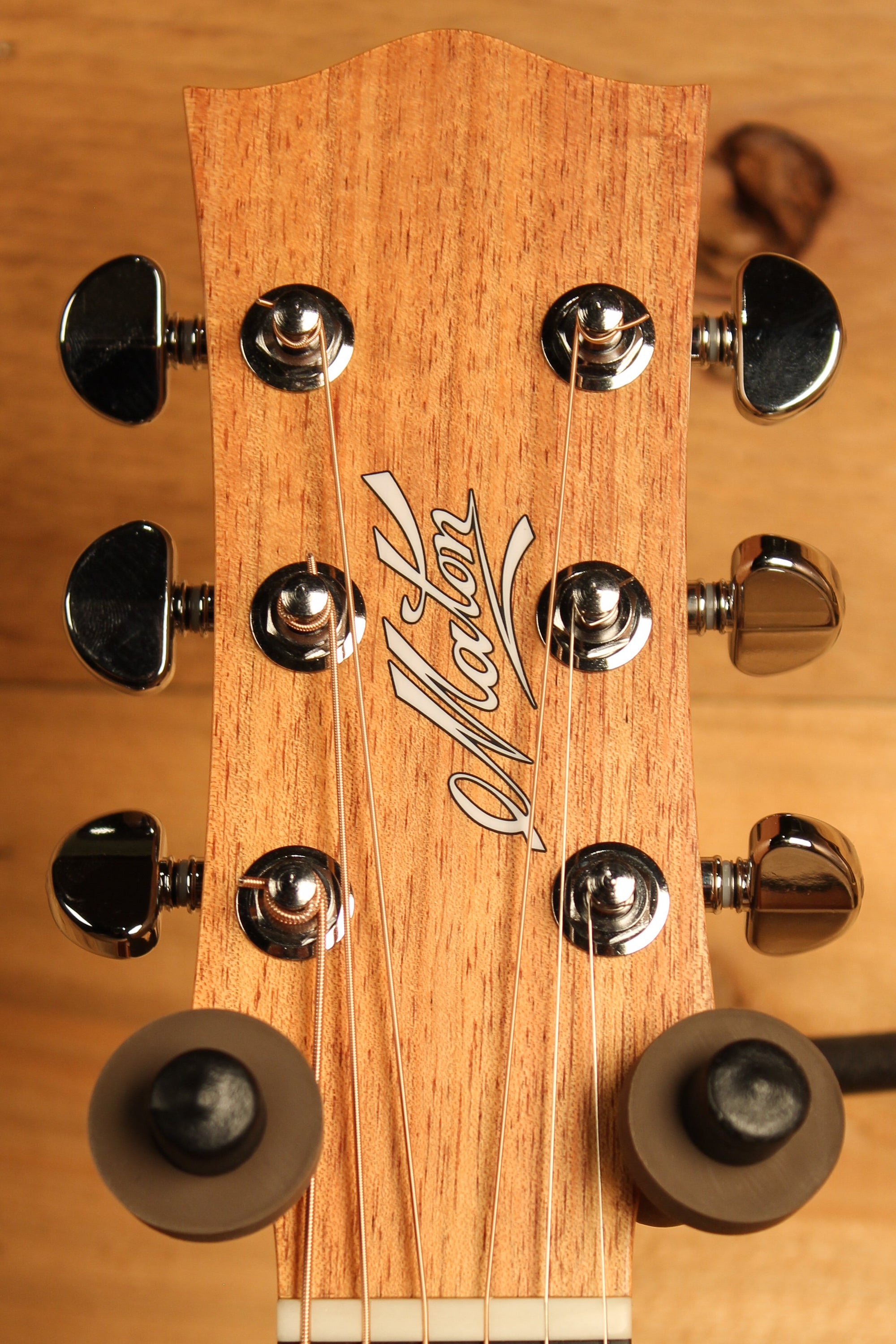 Maton EBW808 Cutaway Guitar w/ Blackwood Top, Back & Sides w/ AP5 Pro Pickup System ID-13700 - Artisan Guitars