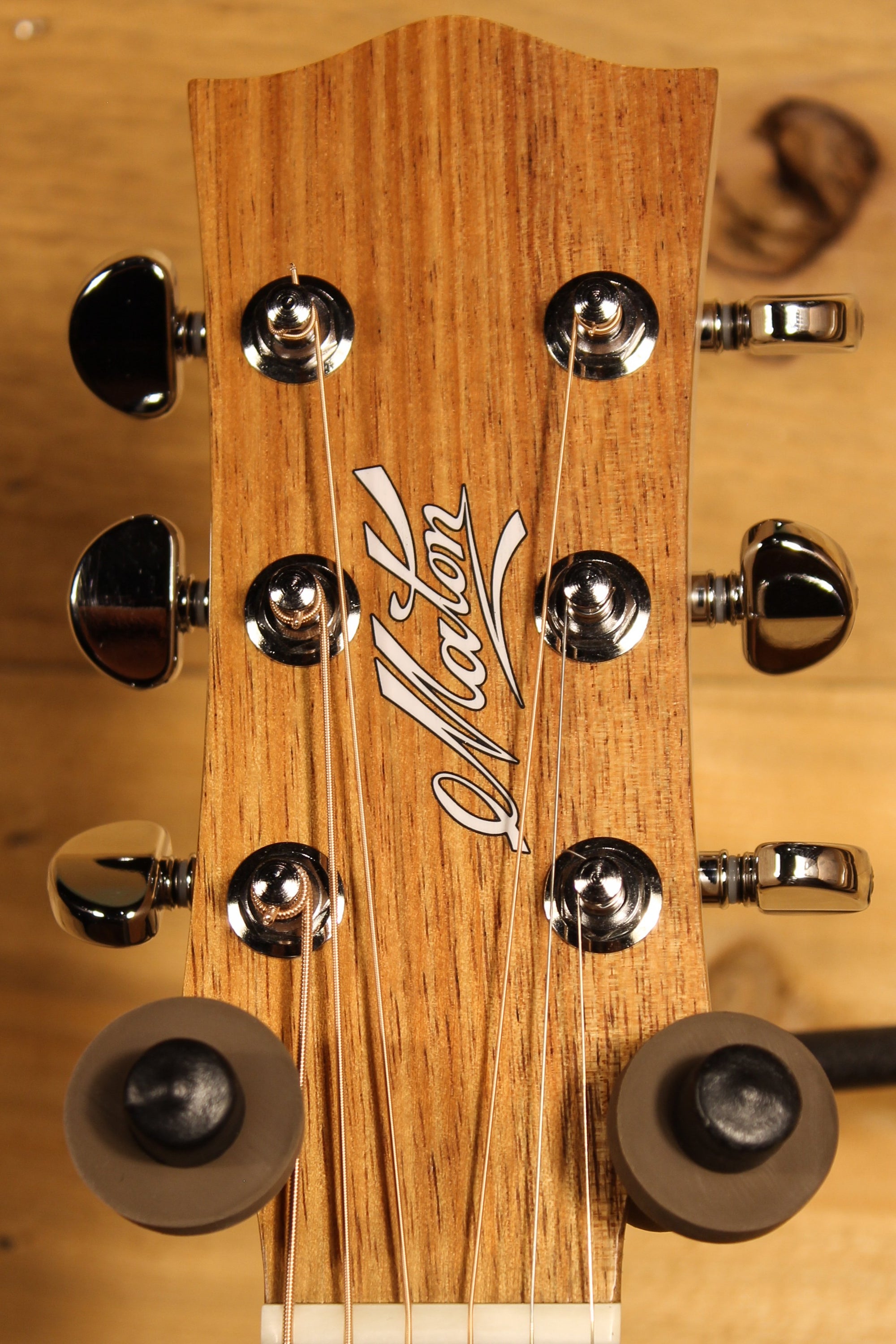 Maton EBW808 Cutaway Guitar w/ Blackwood Top, Back & Sides w/ AP5 Pro Pickup System ID-13696 - Artisan Guitars