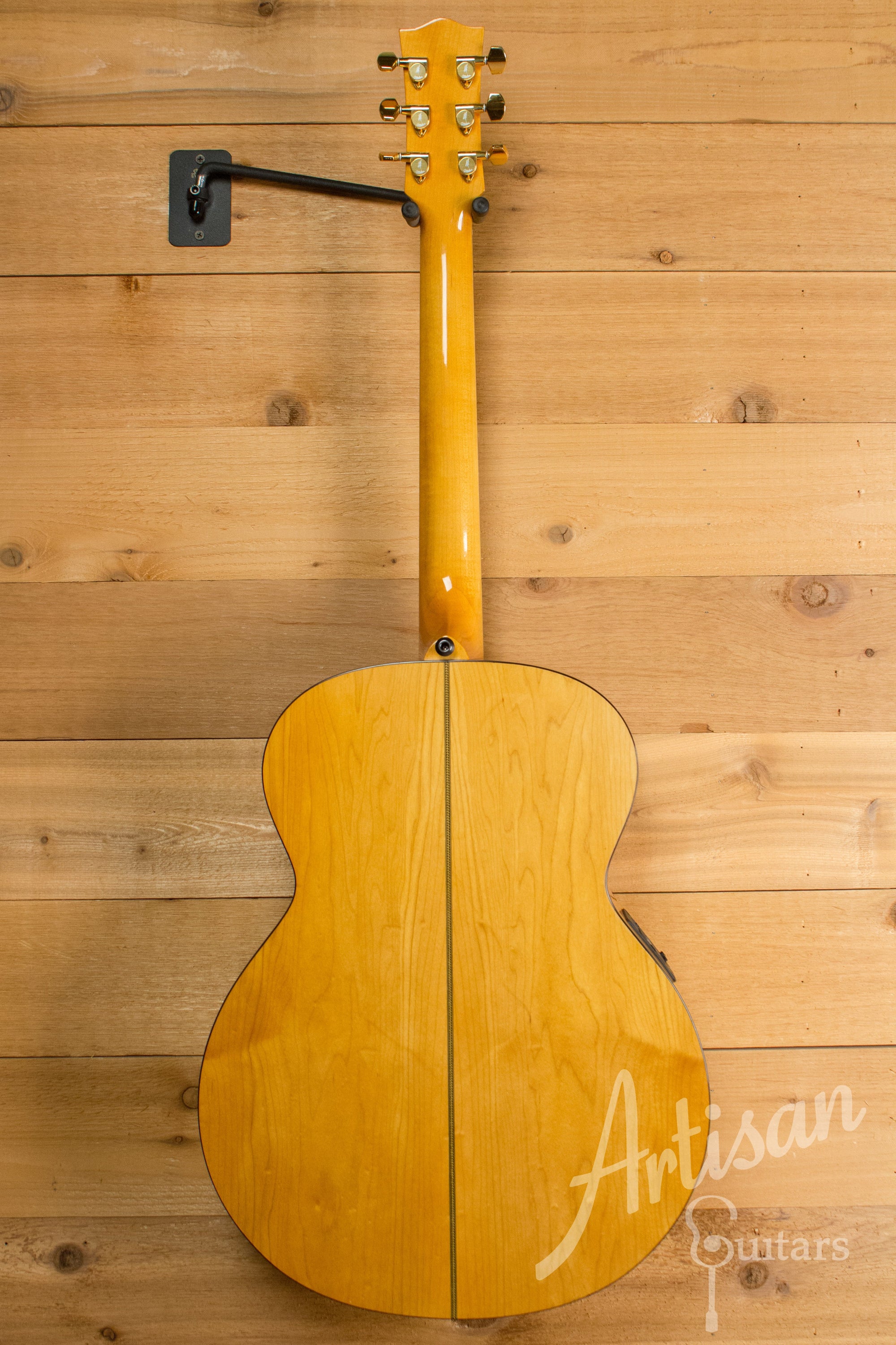 Maton ECJ85 Custom Jumbo Guitar with Sitka Spruce and Rock Maple Pre-Owned 2009 ID-11214 - Artisan Guitars