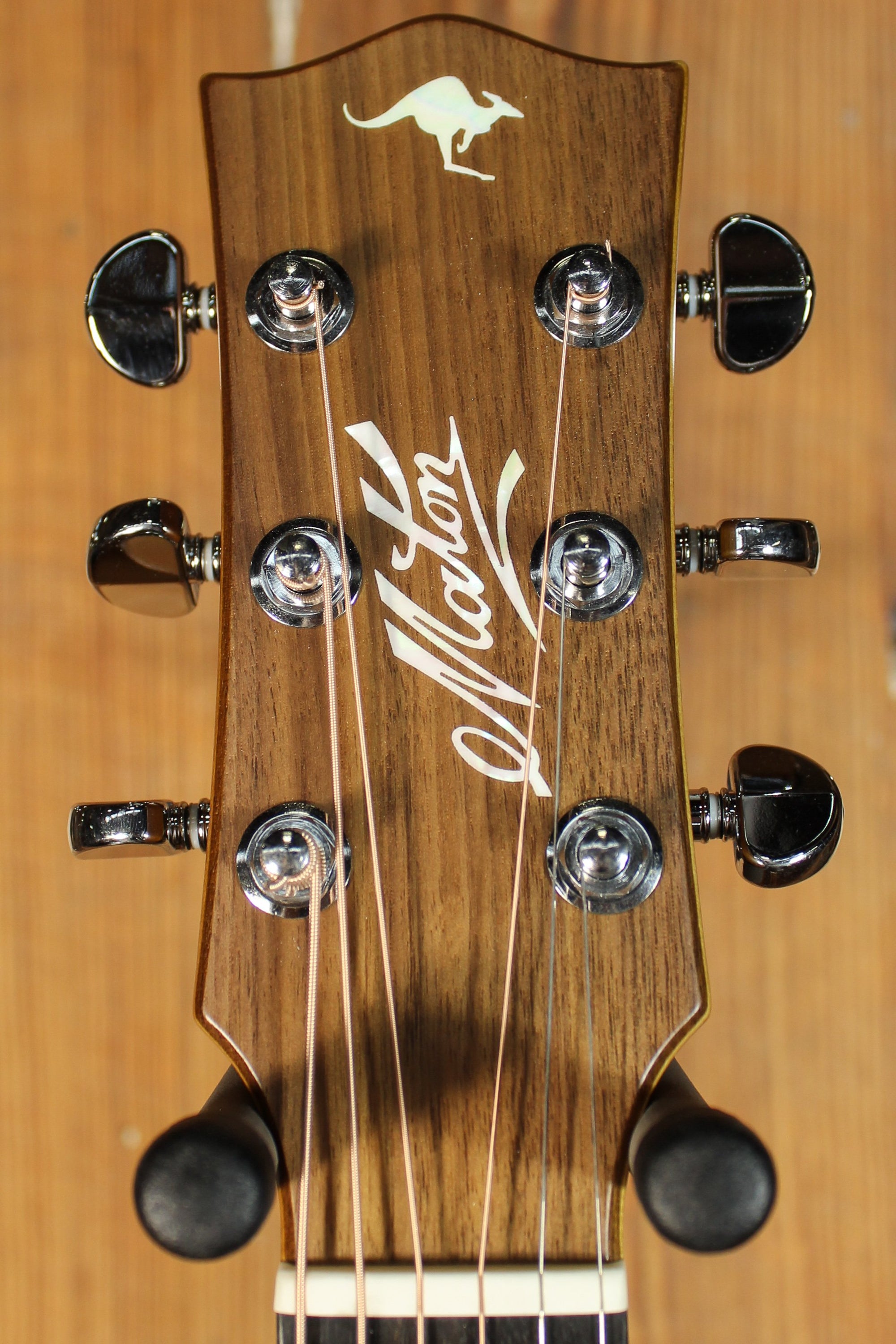 Maton EBG 808C TE Tommy Emmanuel Signature Guitar Cutaway ID-13788 - Artisan Guitars