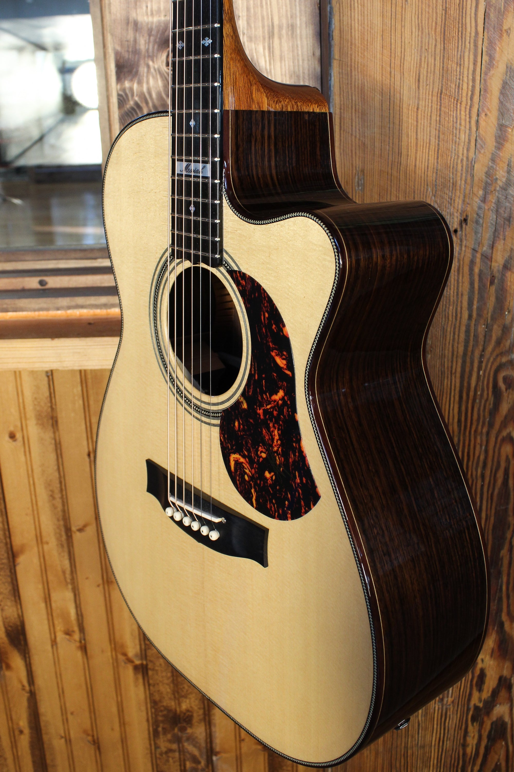 Maton EM100C 808 Messiah Series with Sitka & Rosewood w/ Cutaway Pre-Owned 2017 ID-13729 - Artisan Guitars