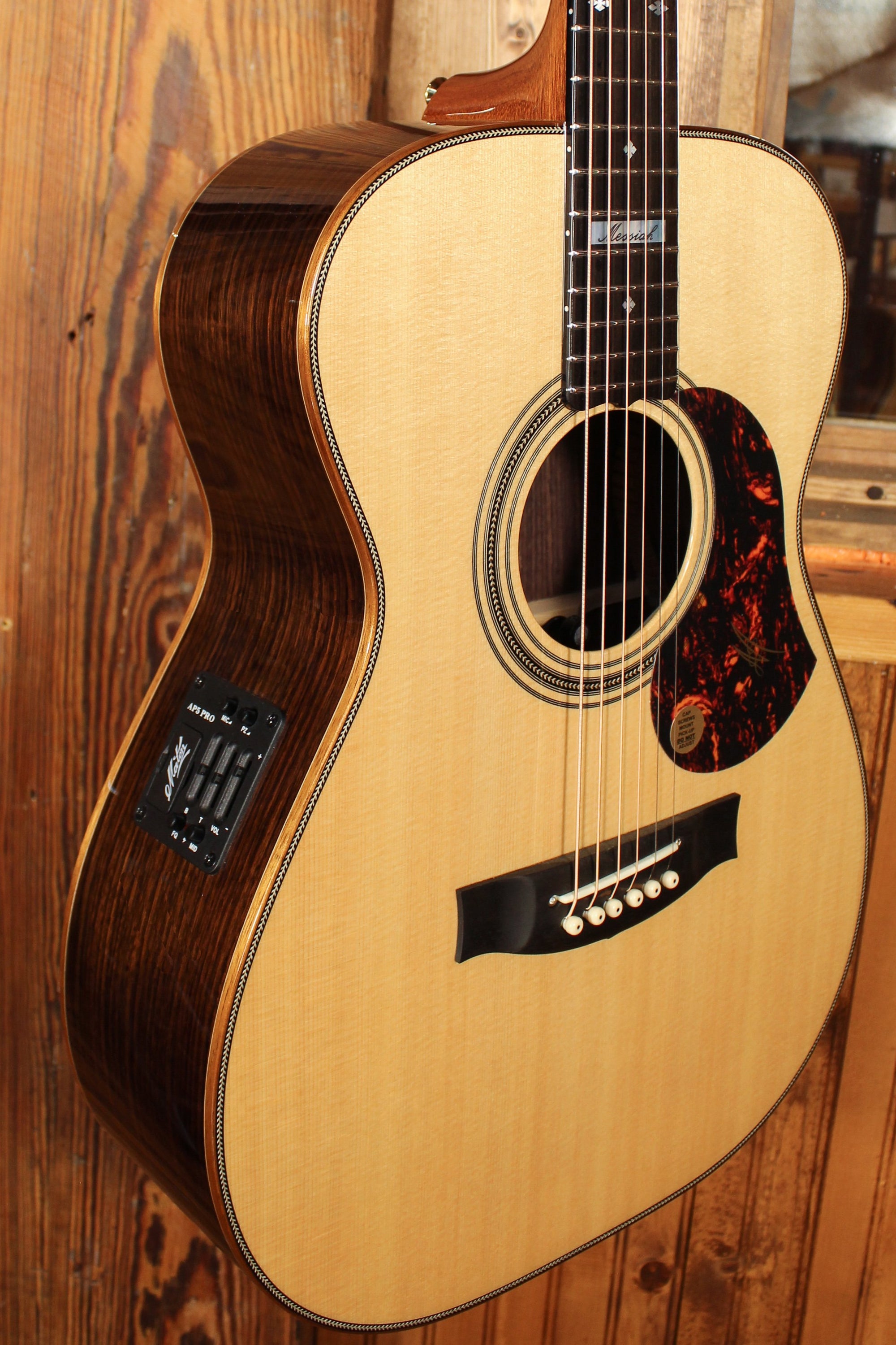 Maton EM100 808 Messiah Series with Sitka and Indian Rosewood  ID-13793 - Artisan Guitars