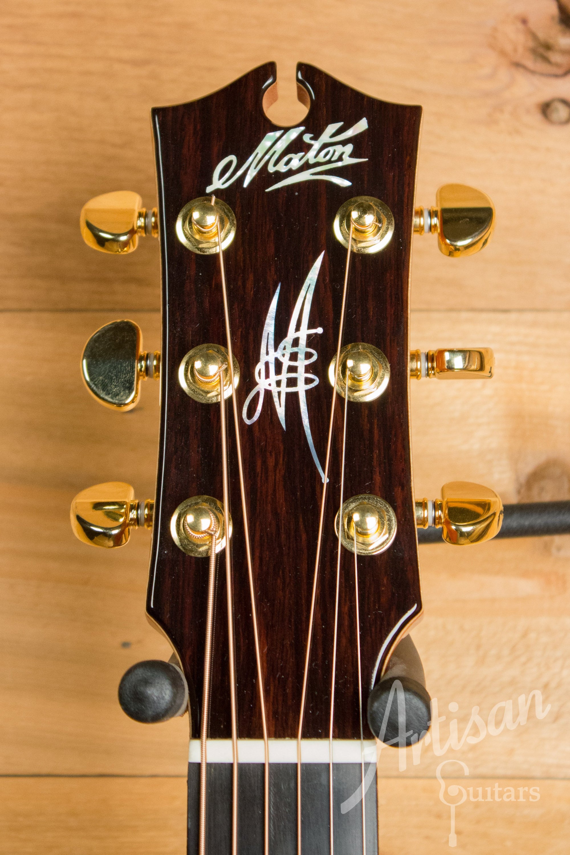 Maton EM100 Messiah Dreadnought Sitka Spruce and Indian Rosewood Pre-Owned 2015 ID-11125 - Artisan Guitars