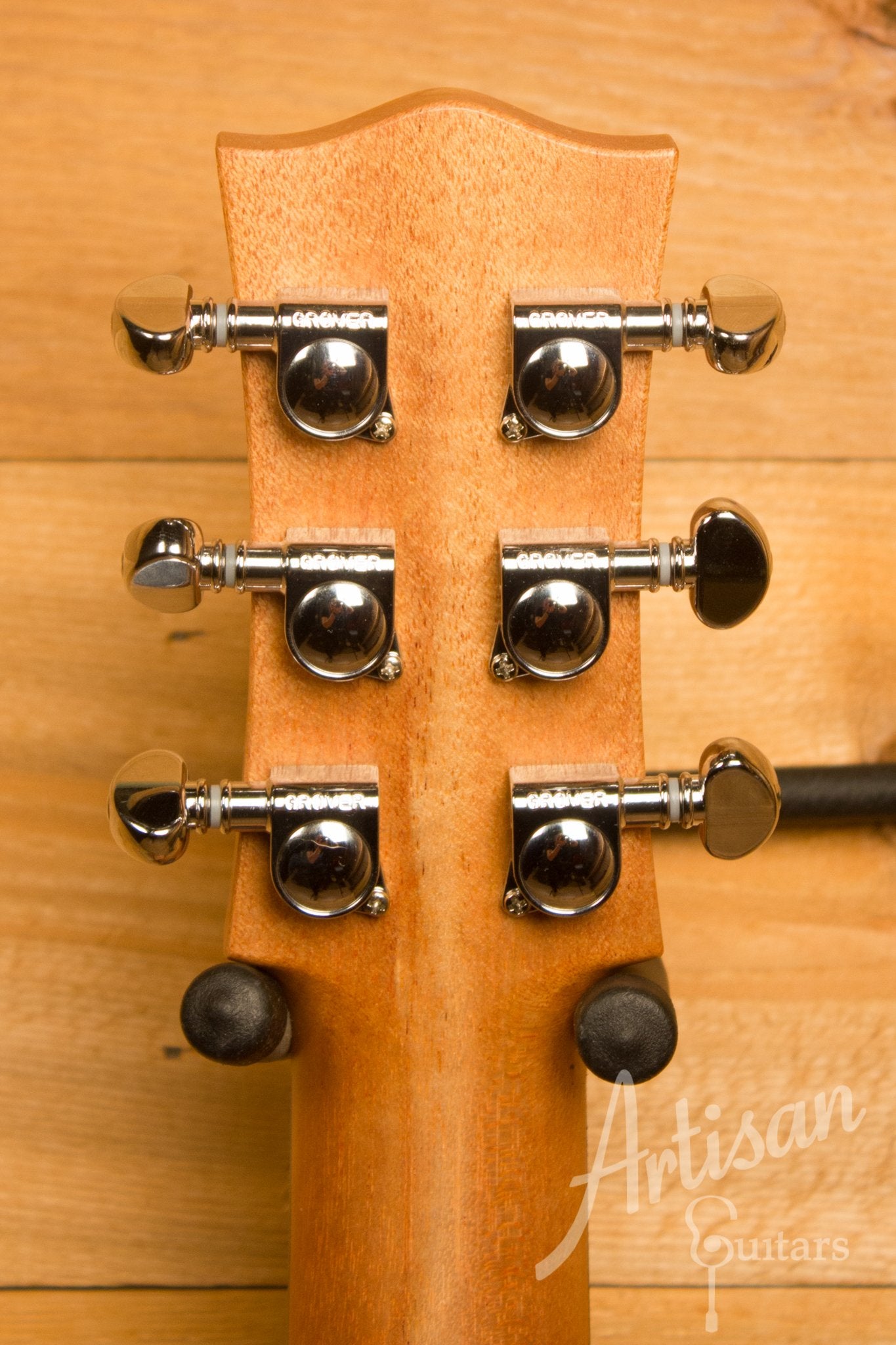 Maton EM6 Mini Guitar Sitka Spuce and Queensland Maple AP5 Original ID-11596 - Artisan Guitars