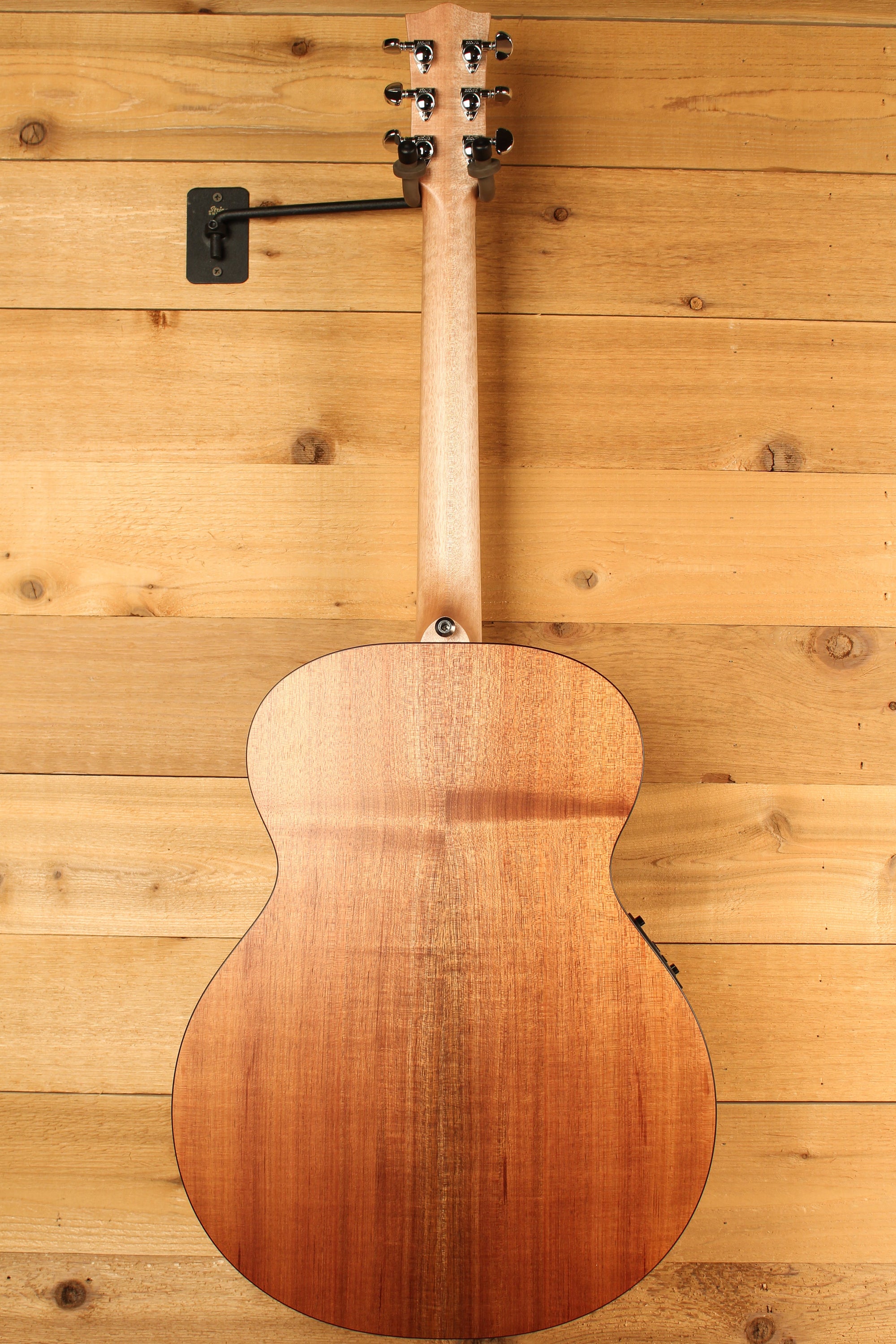 Maton EBW70J Blackwood Jumbo w/ AP5 Pro ID-13710 - Artisan Guitars