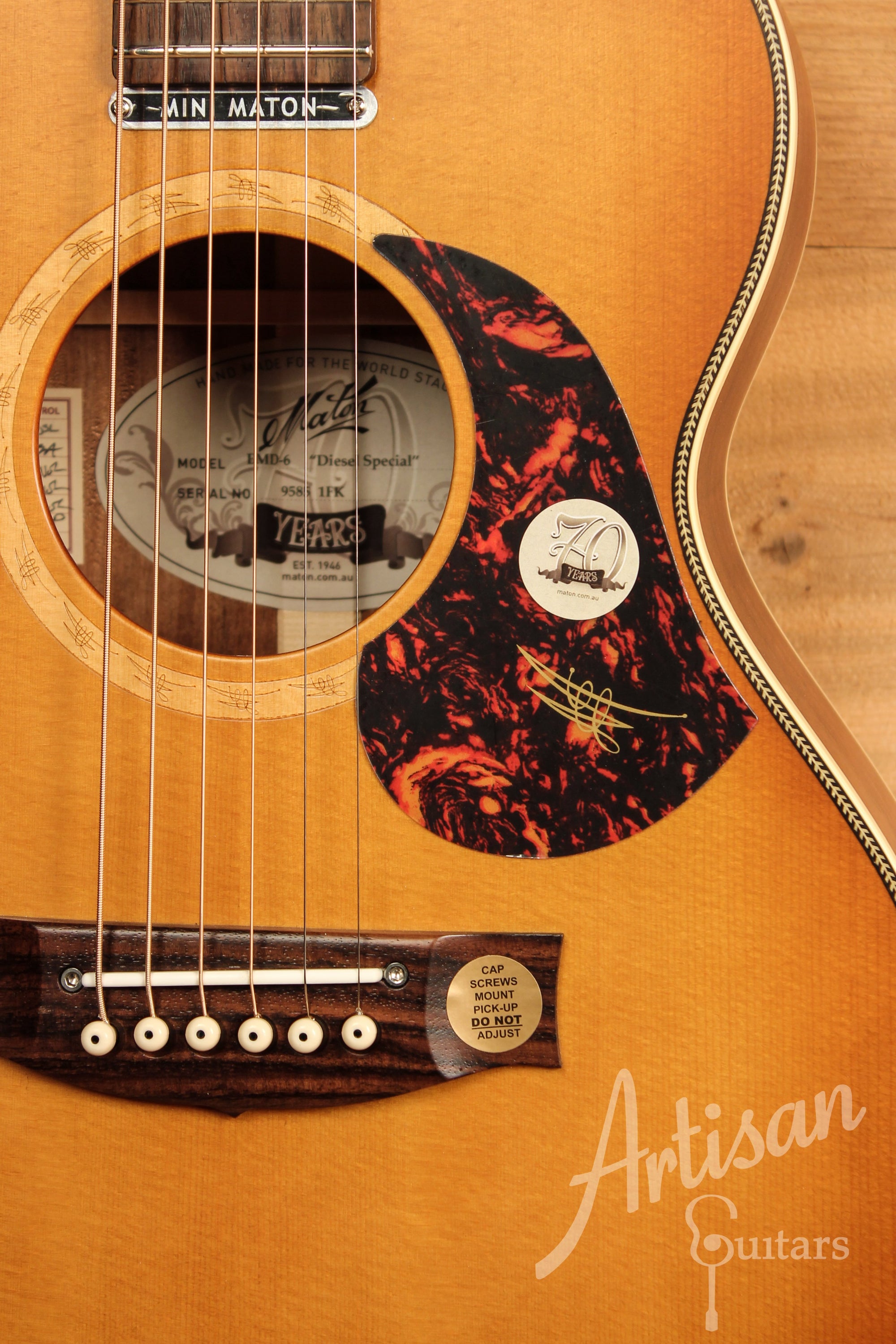 Maton EMD6 Mini Maton Diesel Sitka with Blackwood and Vintage Amber Sunburst ID-11355 - Artisan Guitars