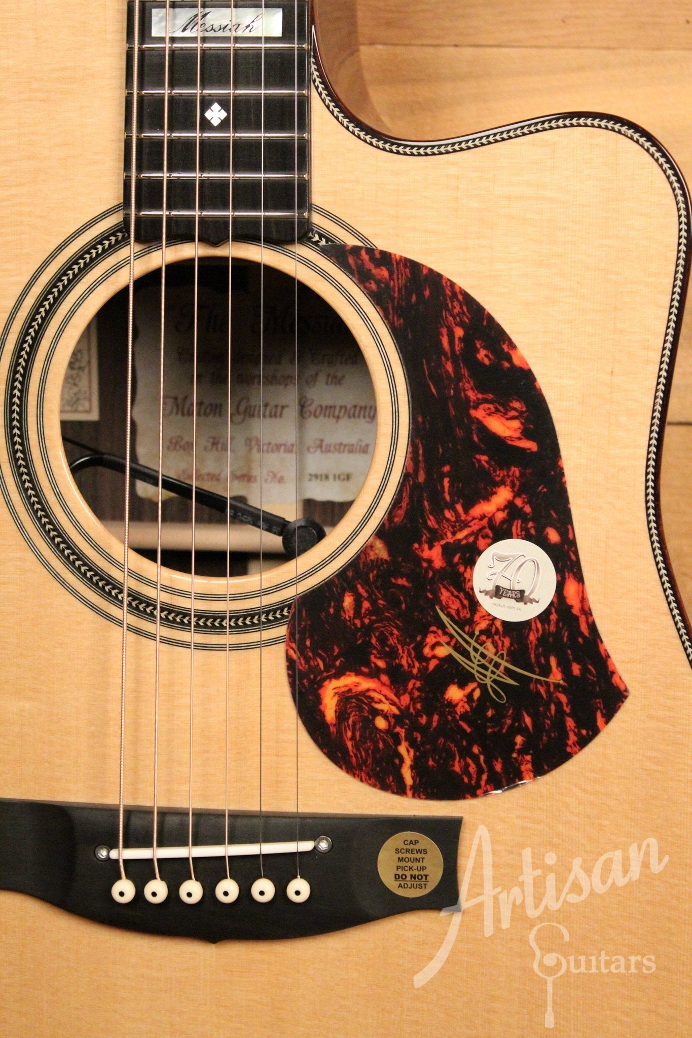 Maton EM100C Messiah Guitar Sitka Spruce and Indian Rosewood ID-11550 - Artisan Guitars