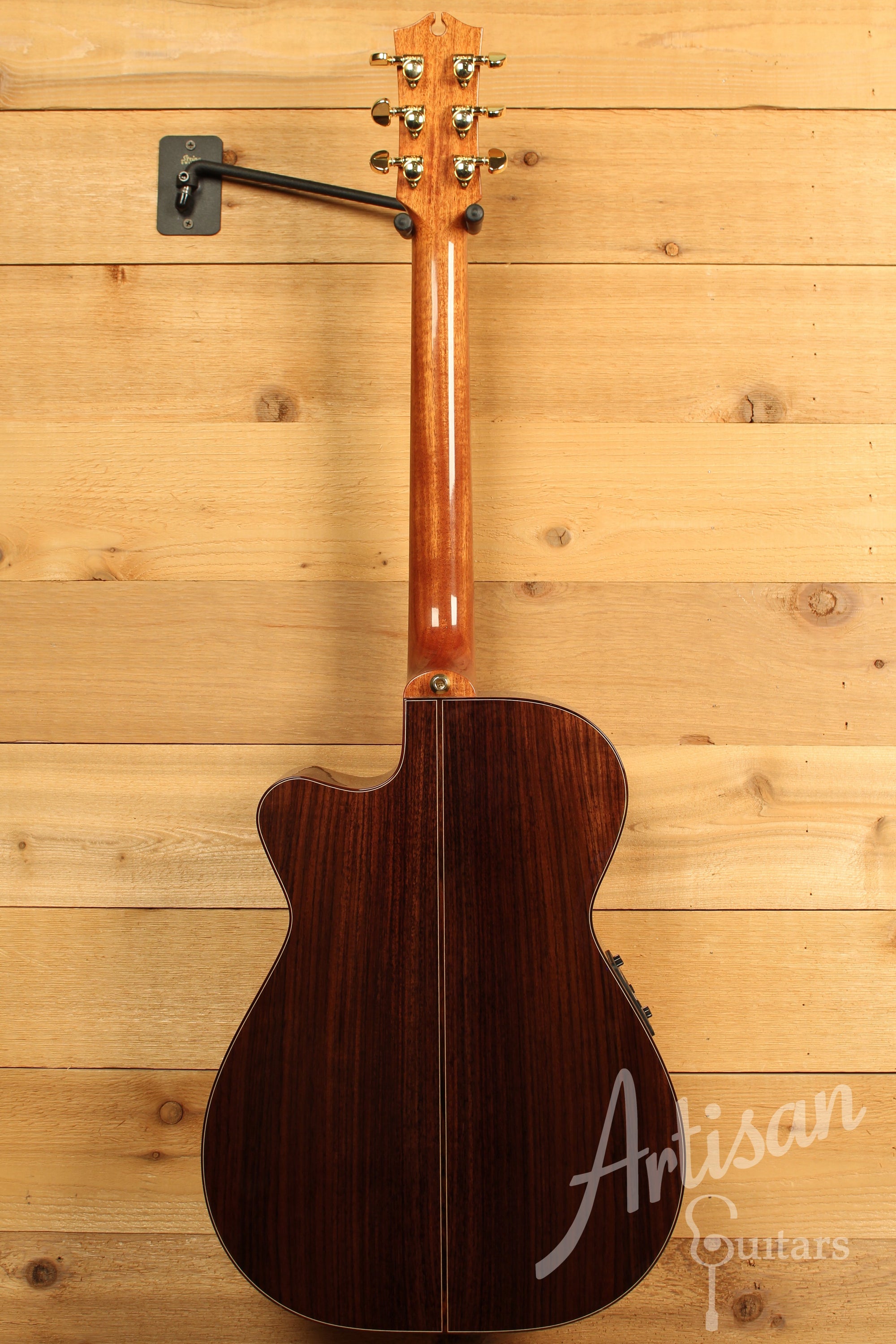 Maton EM 100C 808 Messiah Series Guitar with Sitka and Indian Rosewood Cutaway Pre-Owned 2011 ID-11731 - Artisan Guitars