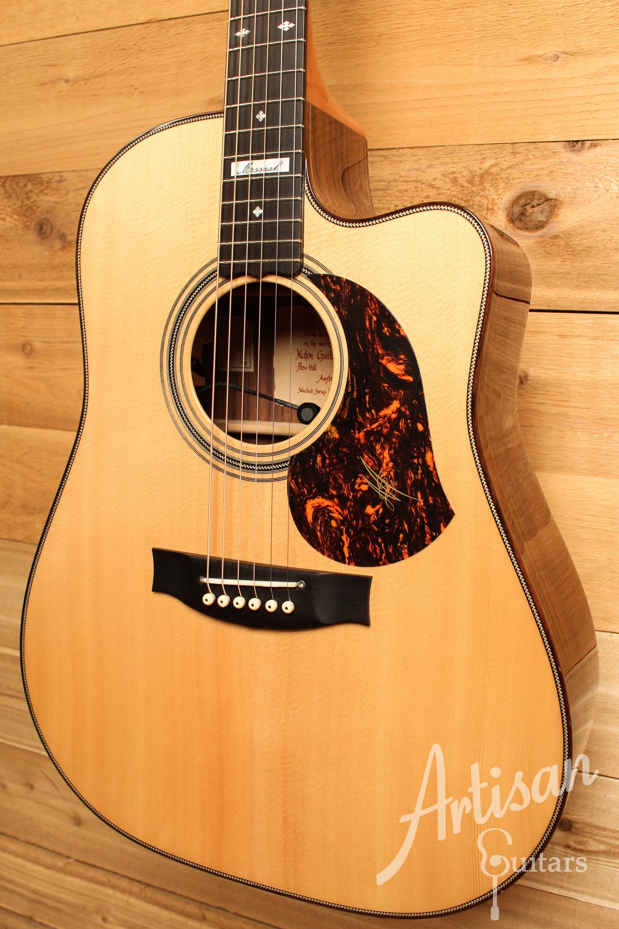Maton EM100C Messiah Guitar Sitka Spruce and Indian Rosewood Pre-Owned 2015 ID-12366 - Artisan Guitars