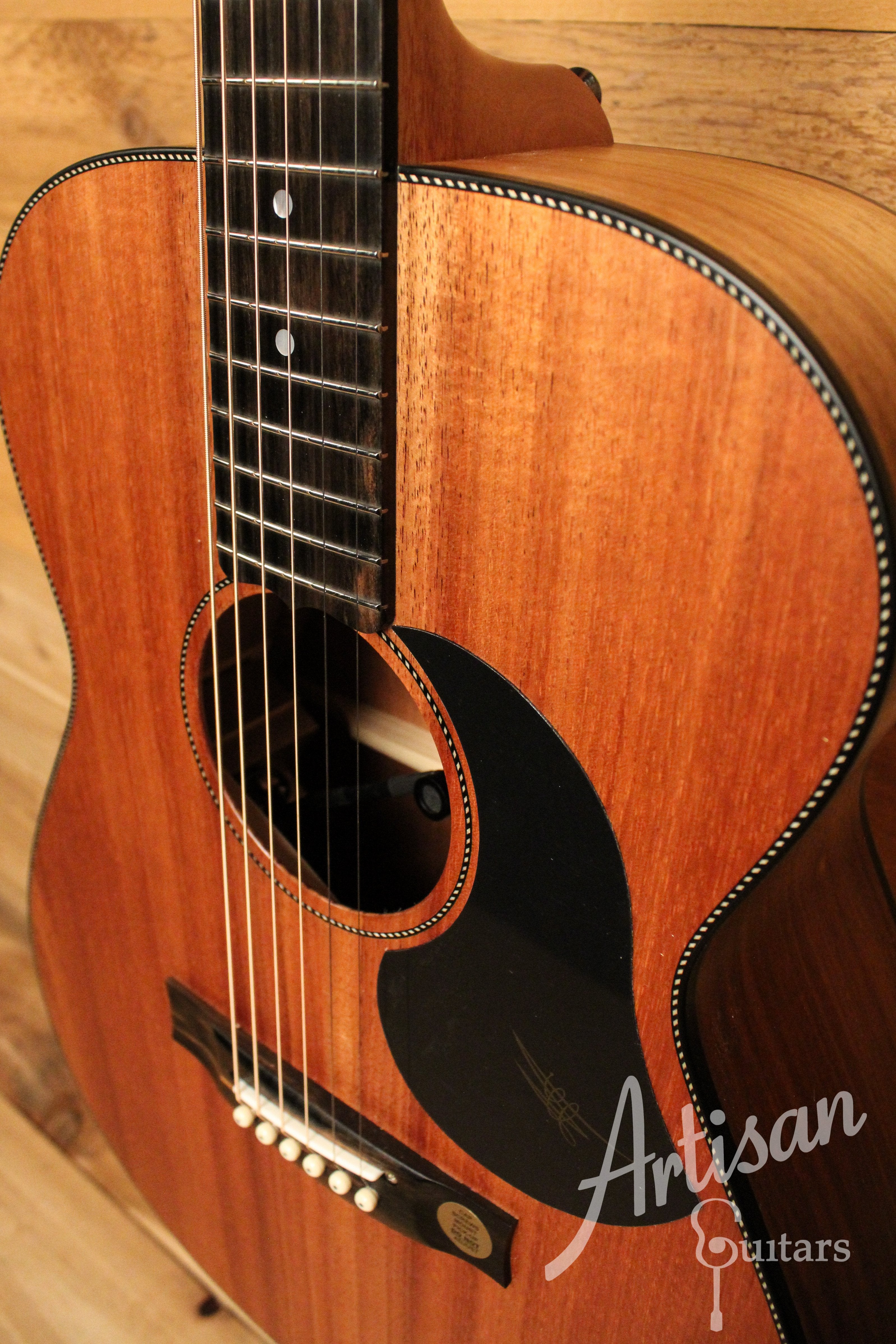 Maton EBW808 Guitar w/ Blackwood Top, Back & Sides w/ AP5 Pro Pickup System ID-12638 - Artisan Guitars