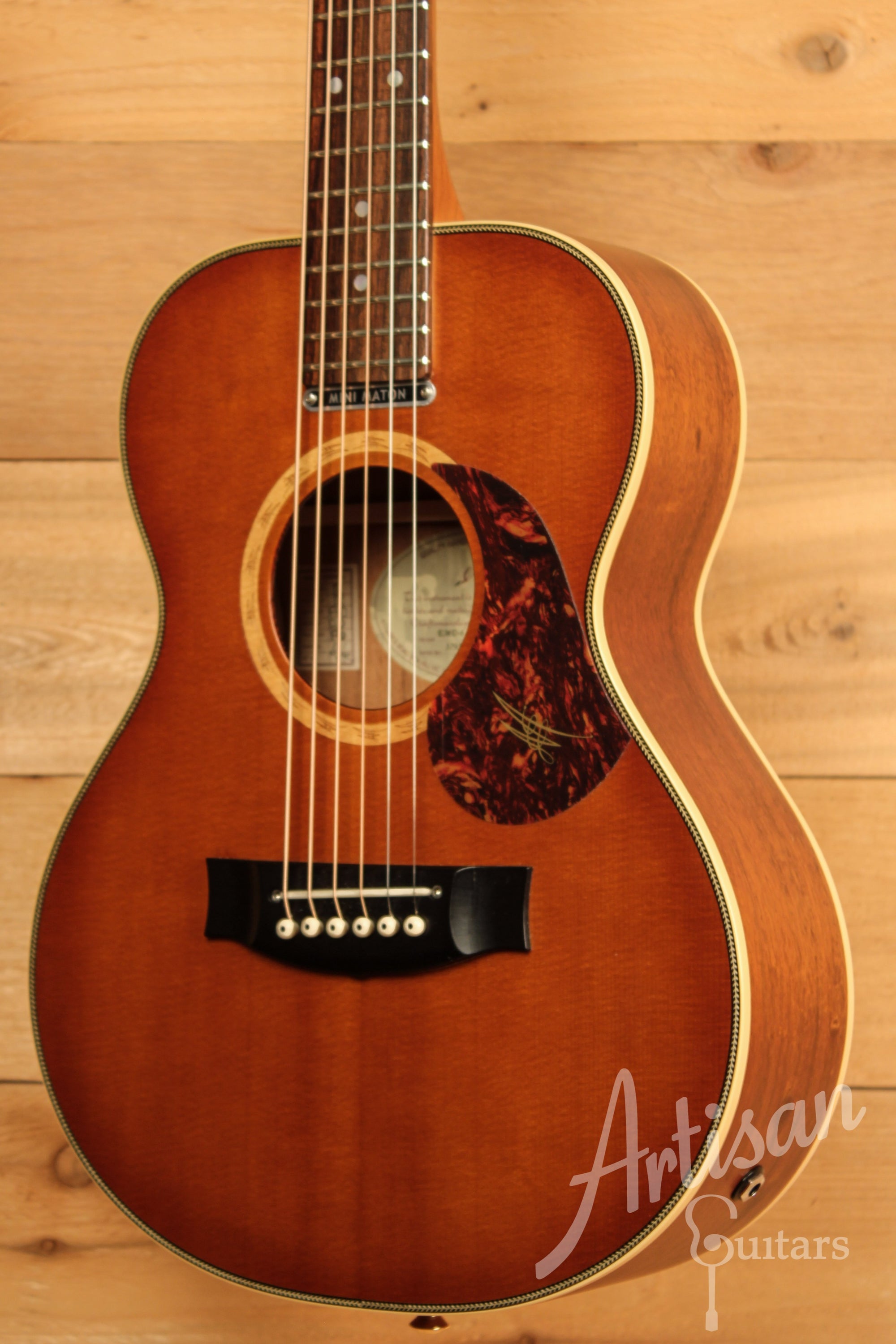 Maton EMD6 Mini Maton Diesel Sitka with Blackwood and Vintage Amber Sunburst Pre-Owned 2011 ID-11474 - Artisan Guitars