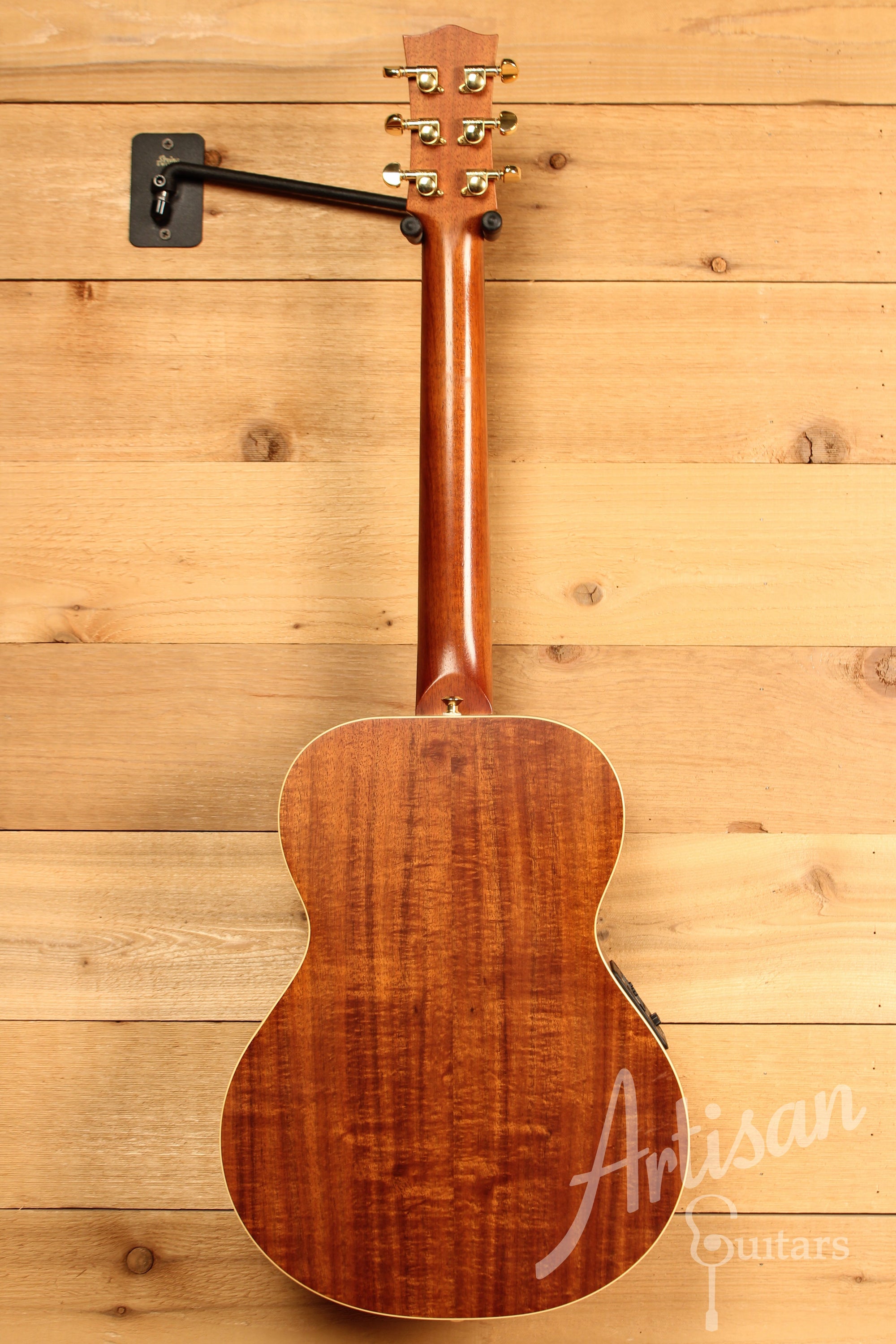 Maton EMD6 Mini Maton Diesel Sitka with Blackwood and Vintage Amber Sunburst Pre-Owned 2011 ID-11474 - Artisan Guitars