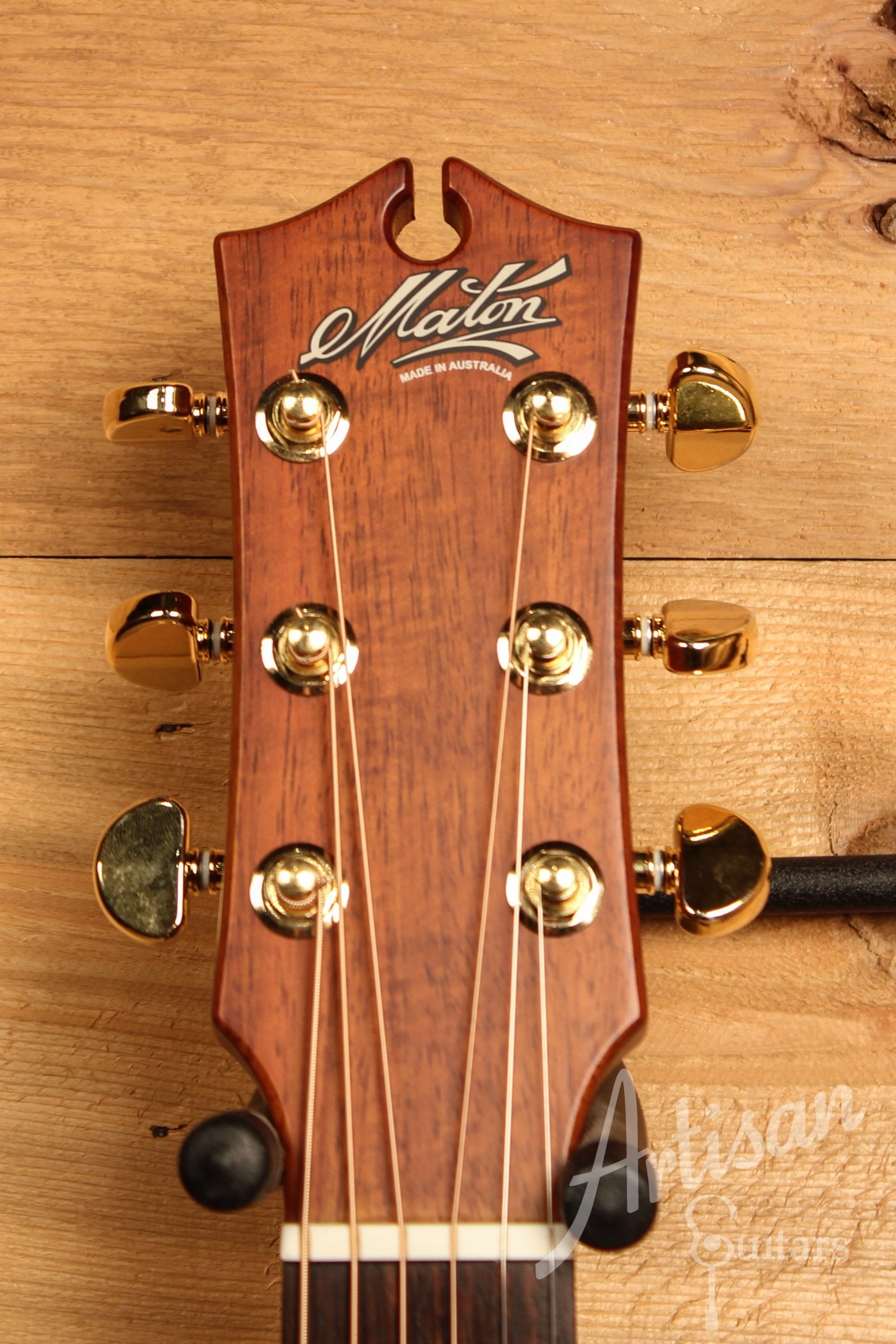 Maton EBG808C Nashville Series Sitka Spruce and Blackwood with Vintage Amber Sunburst Finish and Cutaway ID-11476 - Artisan Guitars
